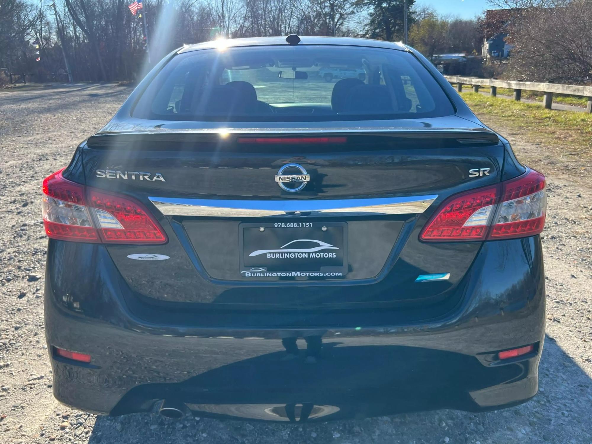 2014 Nissan Sentra SR photo 22