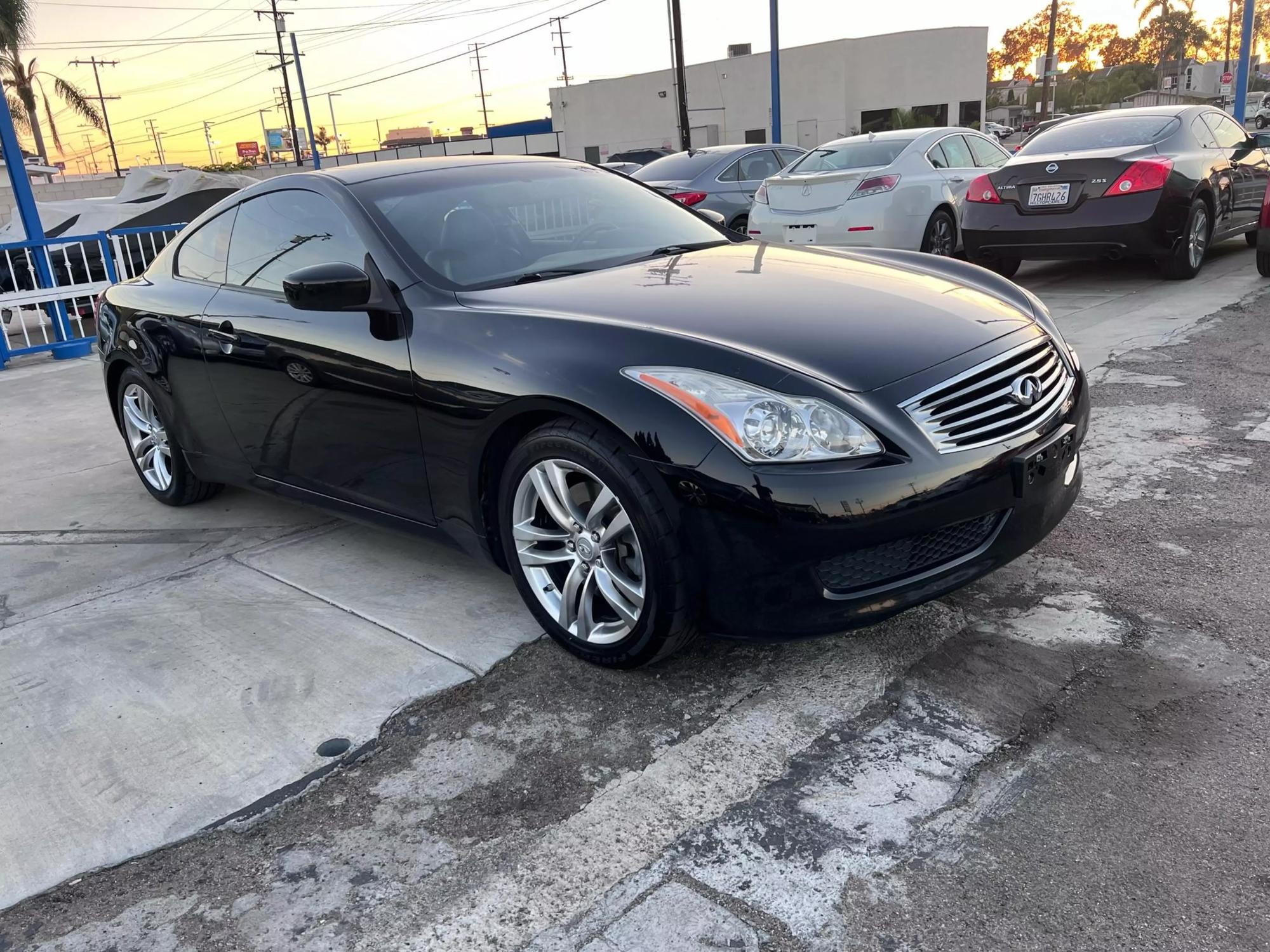 2009 INFINITI G Coupe 37 Journey photo 29