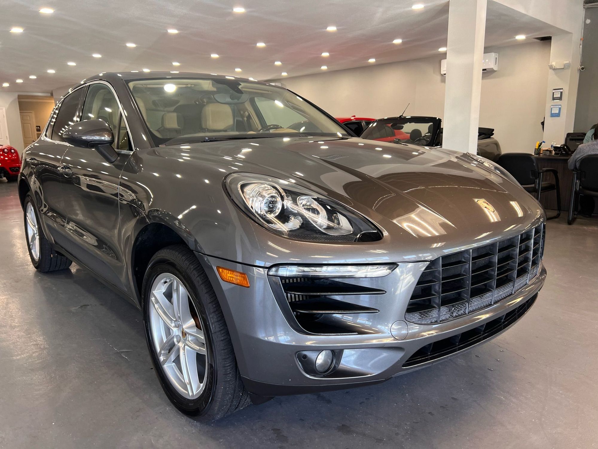 2015 Porsche Macan