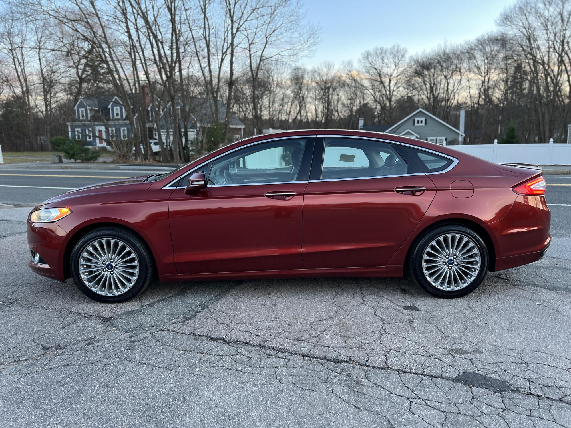 2014 Ford Fusion Titanium photo 39