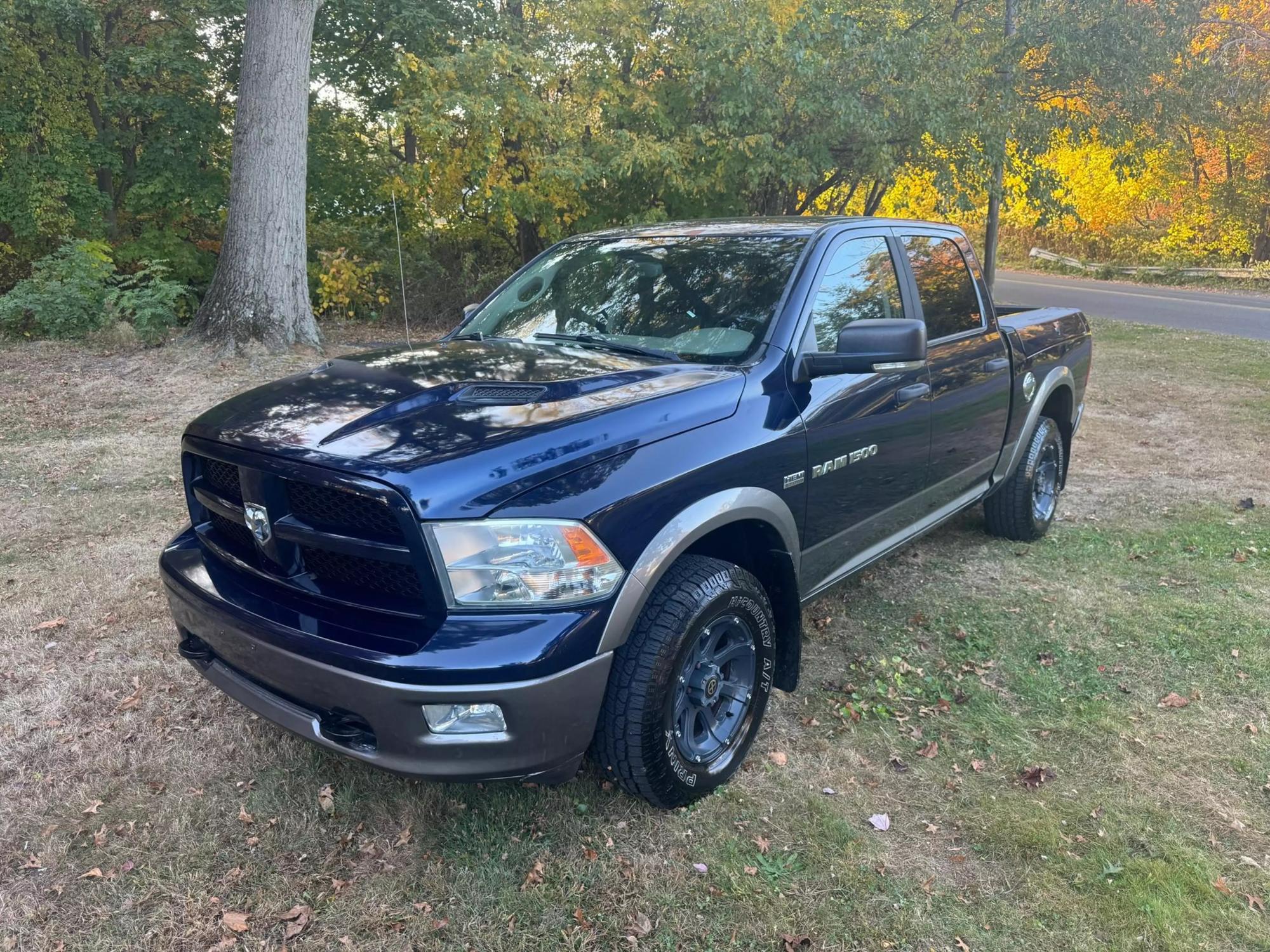 2012 RAM Ram 1500 Pickup SLT photo 17