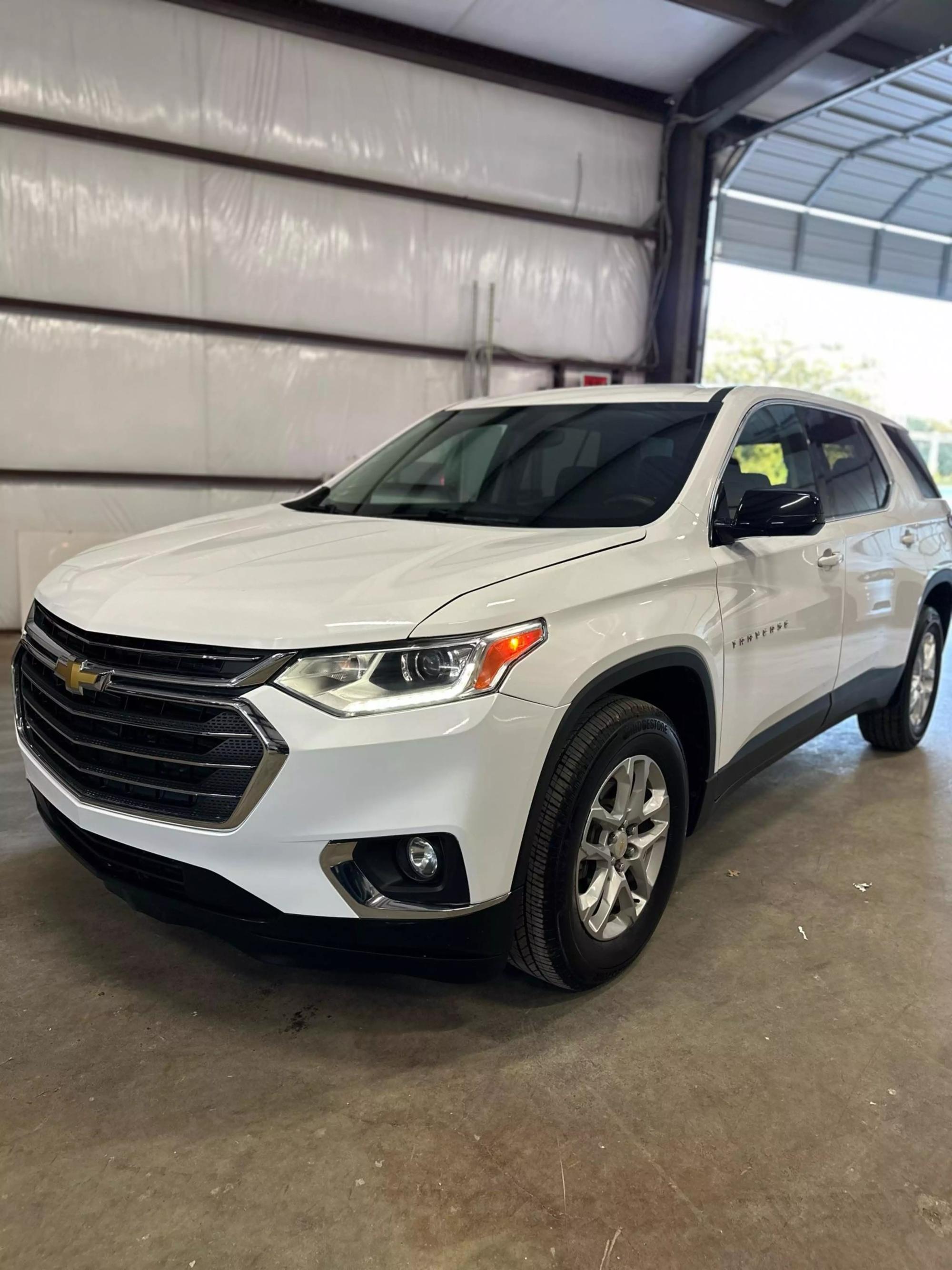 2019 Chevrolet Traverse LS photo 16