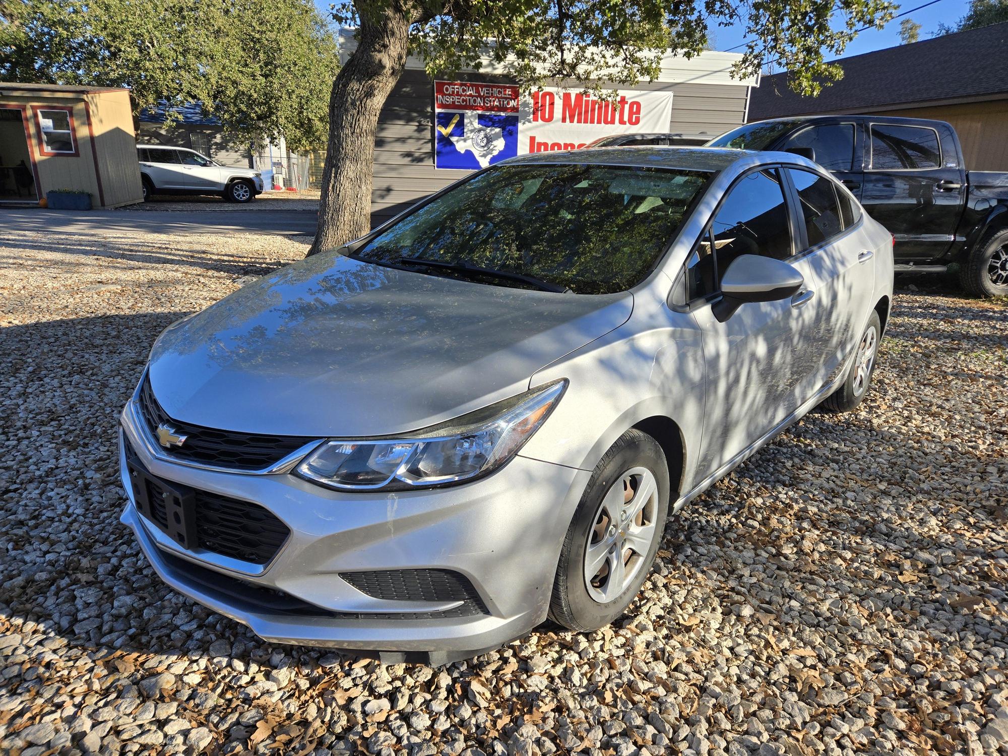 2017 Chevrolet Cruze LS photo 17