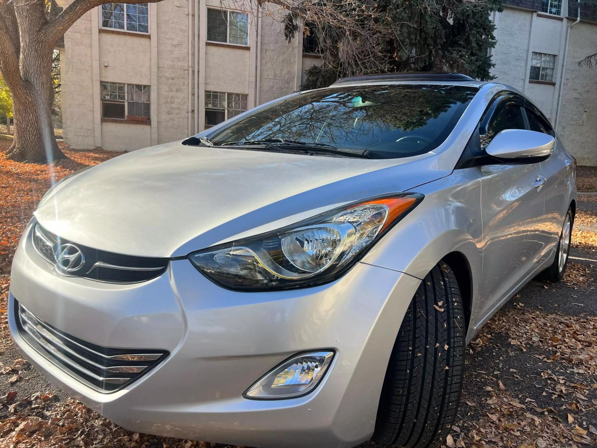 2013 Hyundai Elantra Limited photo 27