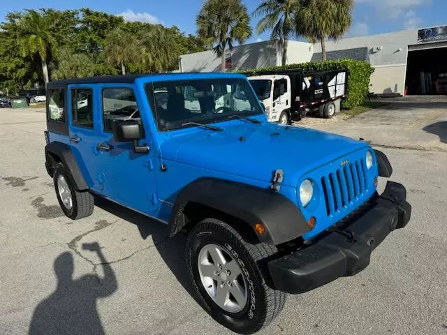 2011 Jeep Wrangler Unlimited Sport photo 27