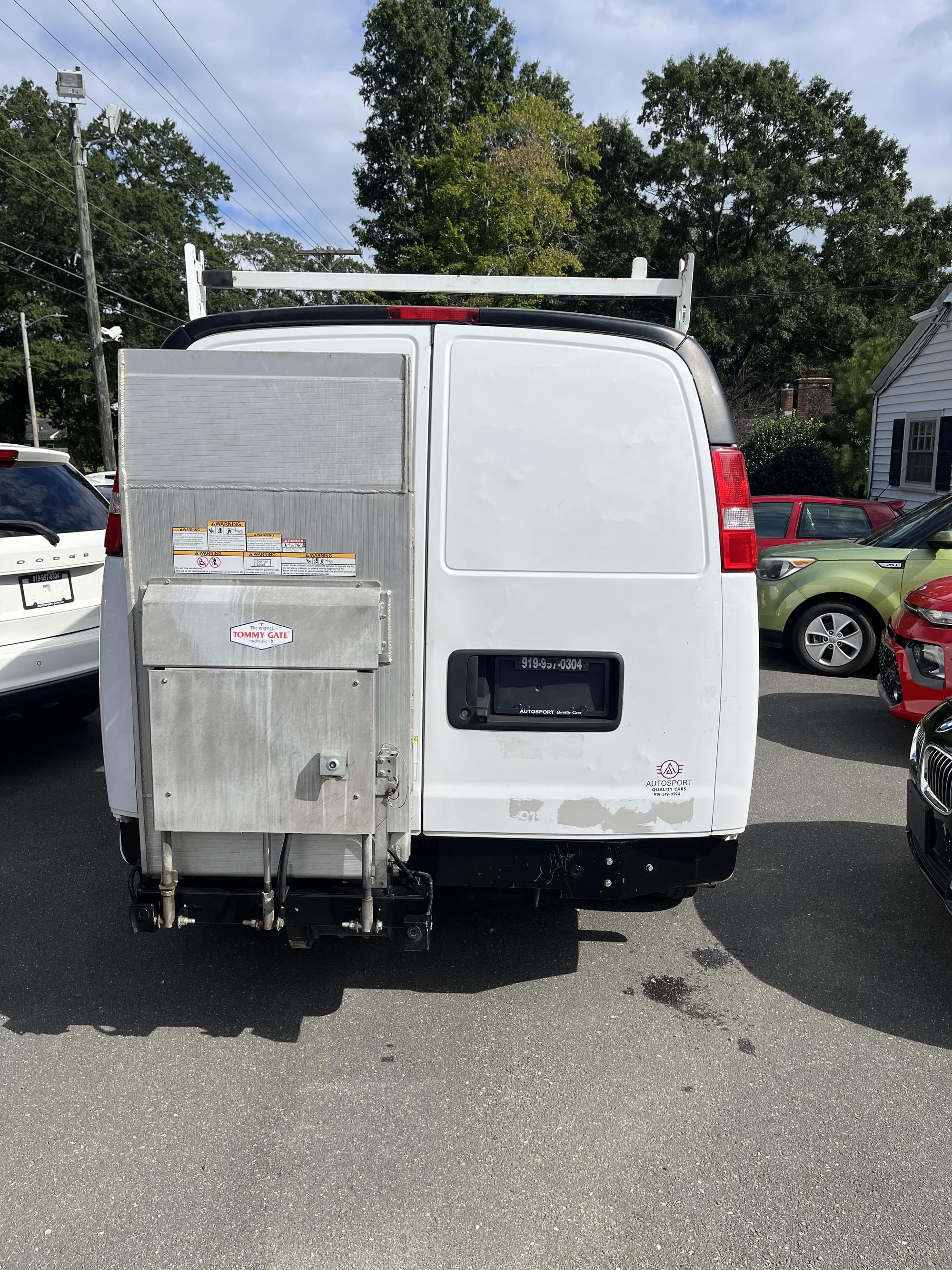 2019 Chevrolet Express Cargo Work Van photo 17