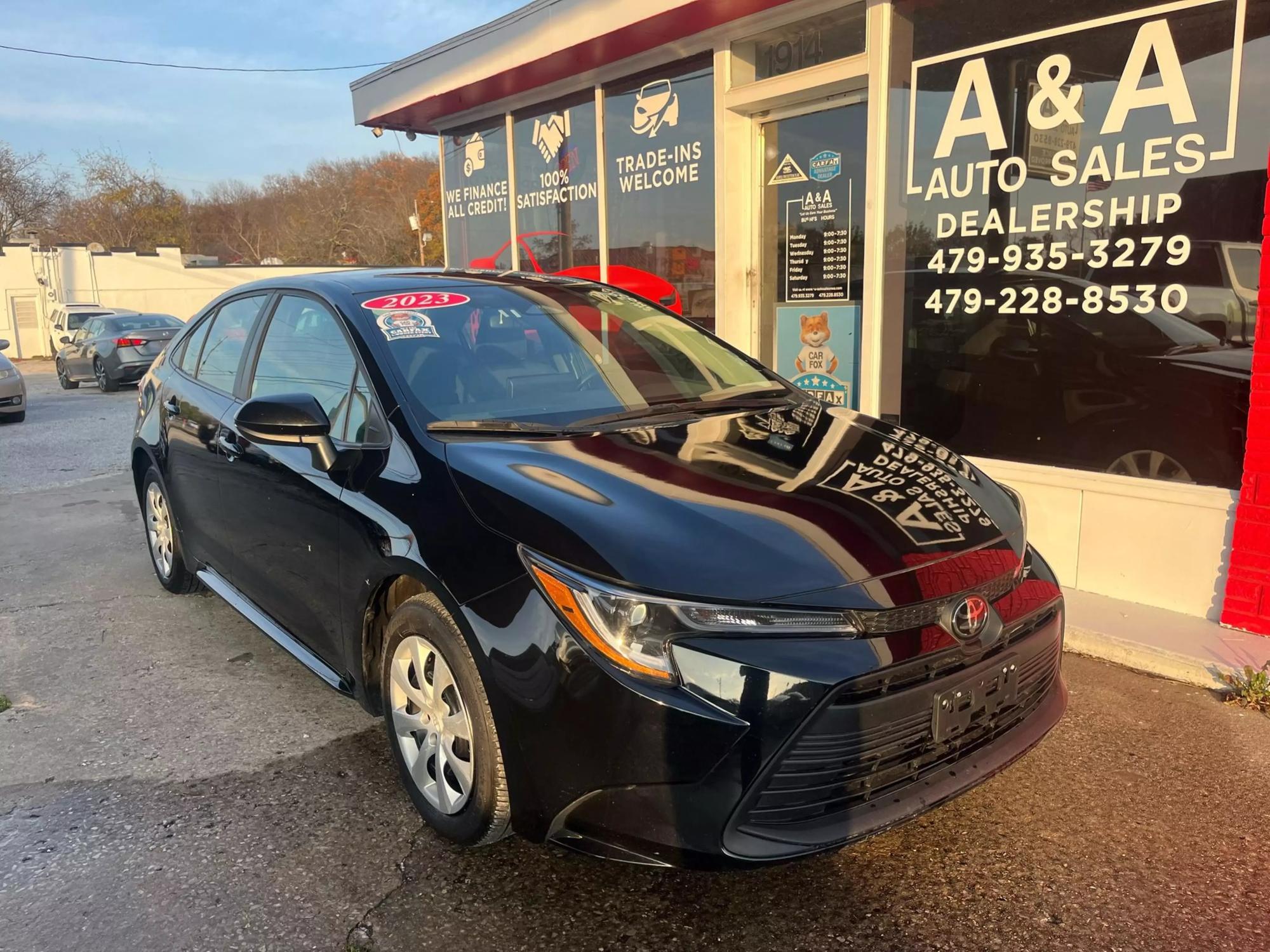 2023 Toyota Corolla LE photo 31