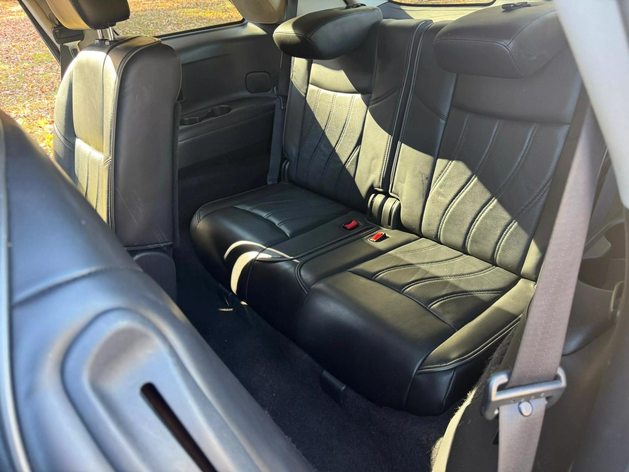 2014 INFINITI QX60 Base photo 36