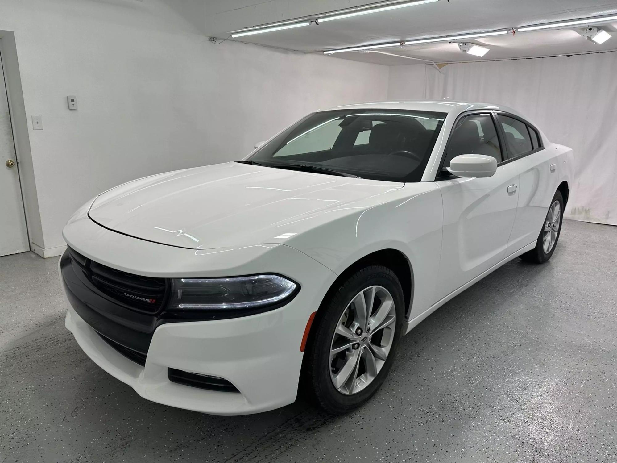 2022 Dodge Charger SXT photo 17