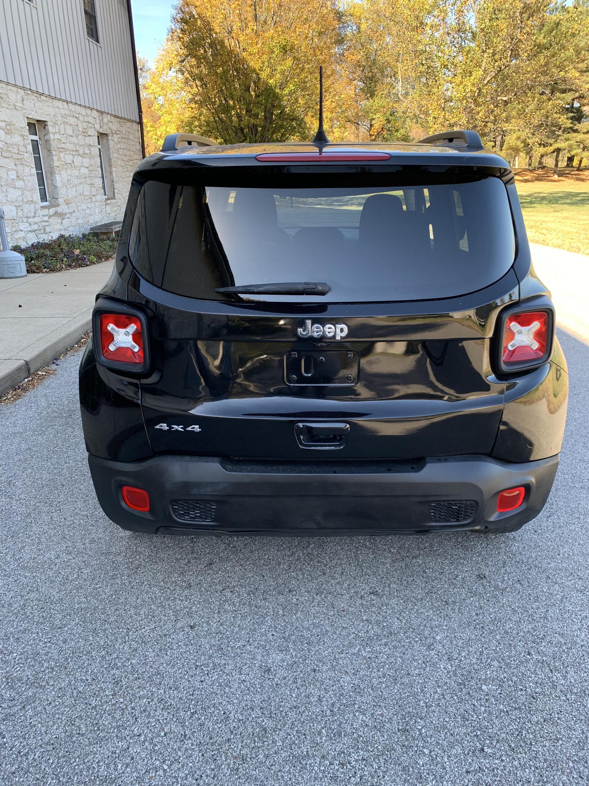 2021 Jeep Renegade Latitude photo 23