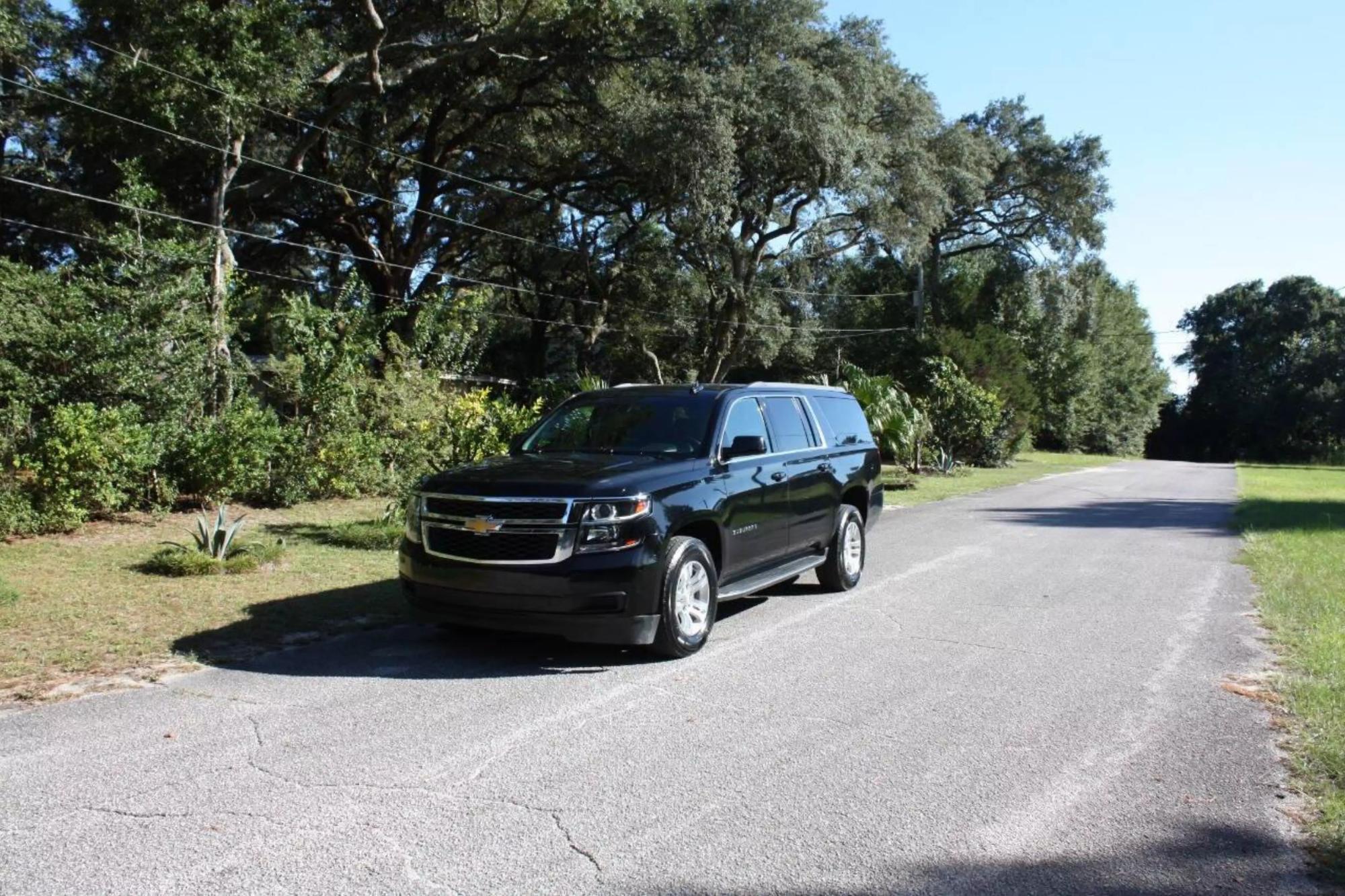 2018 Chevrolet Suburban LS photo 28