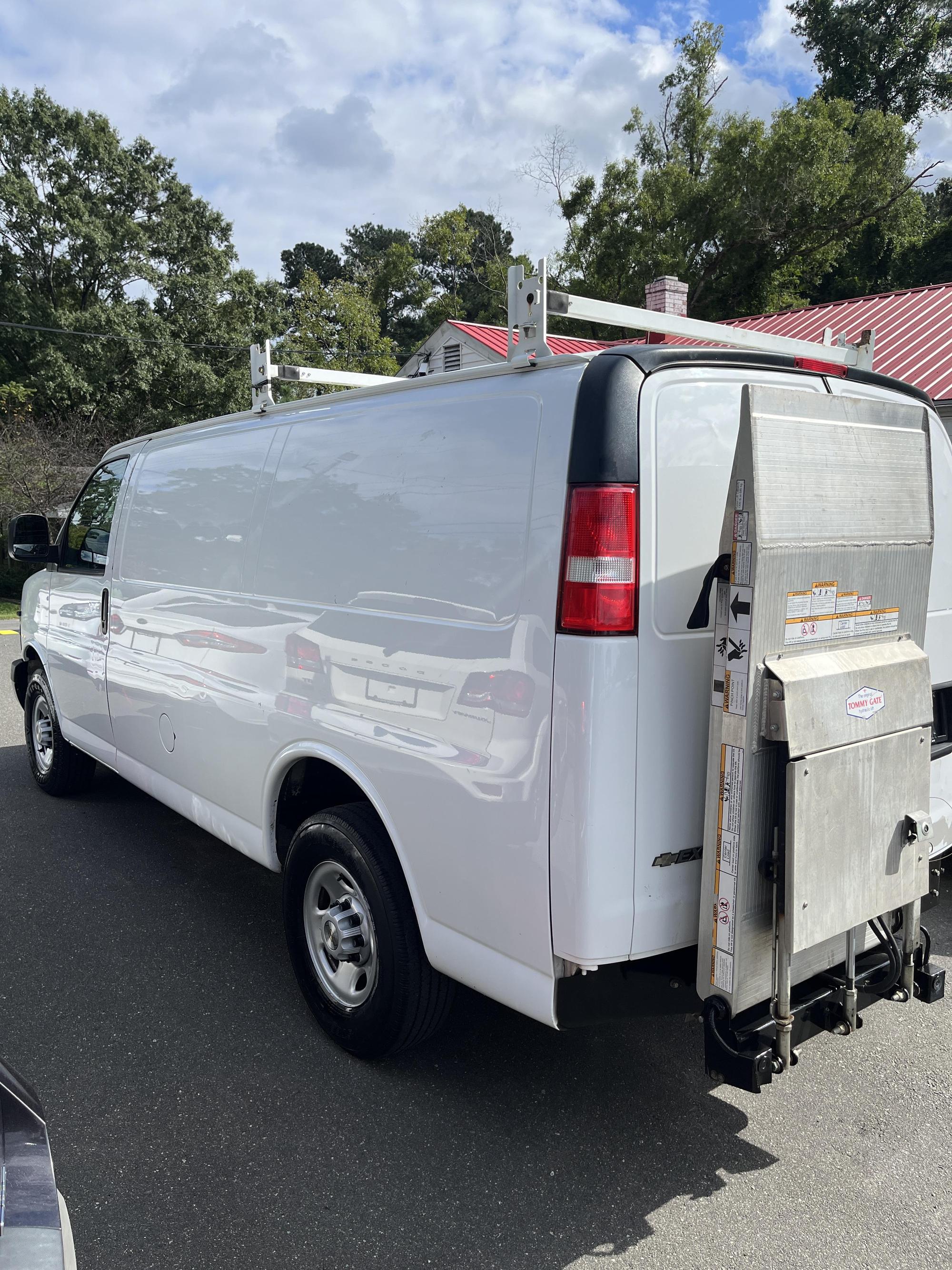 2019 Chevrolet Express Cargo Work Van photo 15