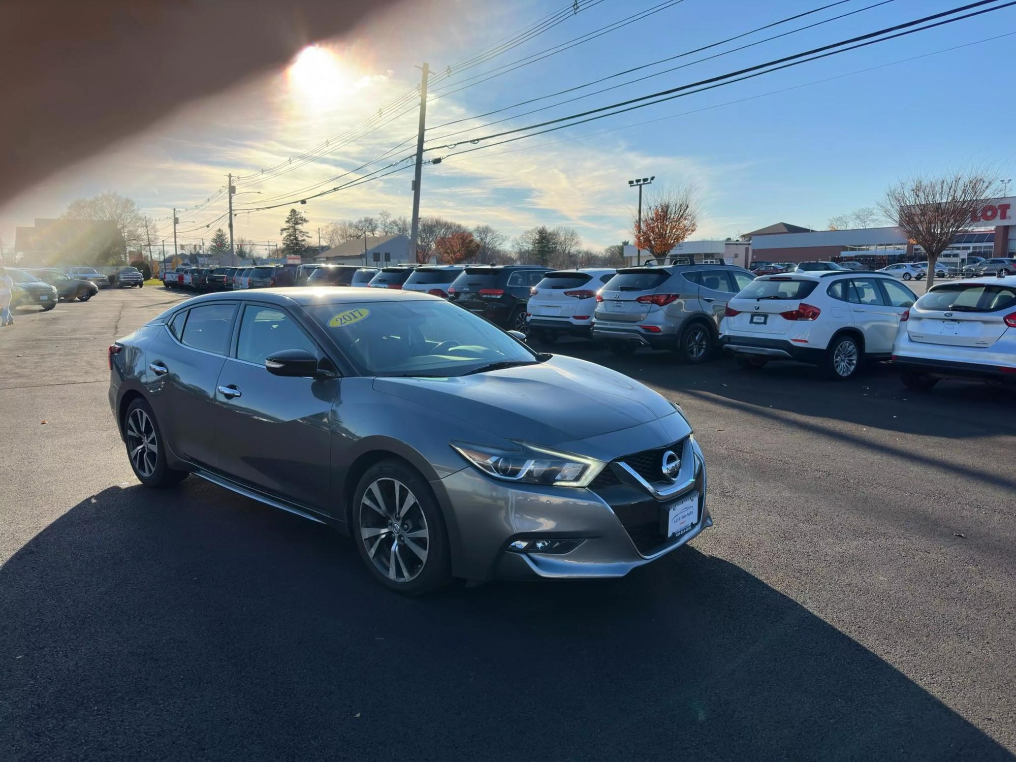 2017 Nissan Maxima SV photo 19