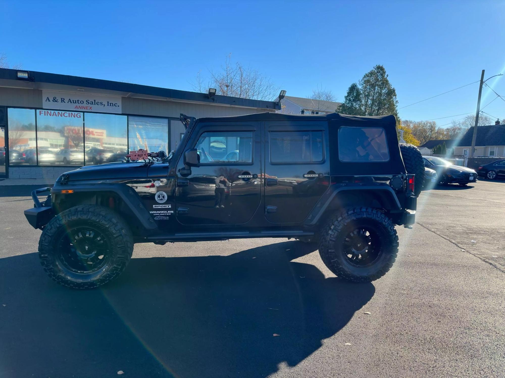 2016 Jeep Wrangler Unlimited Sport S photo 26