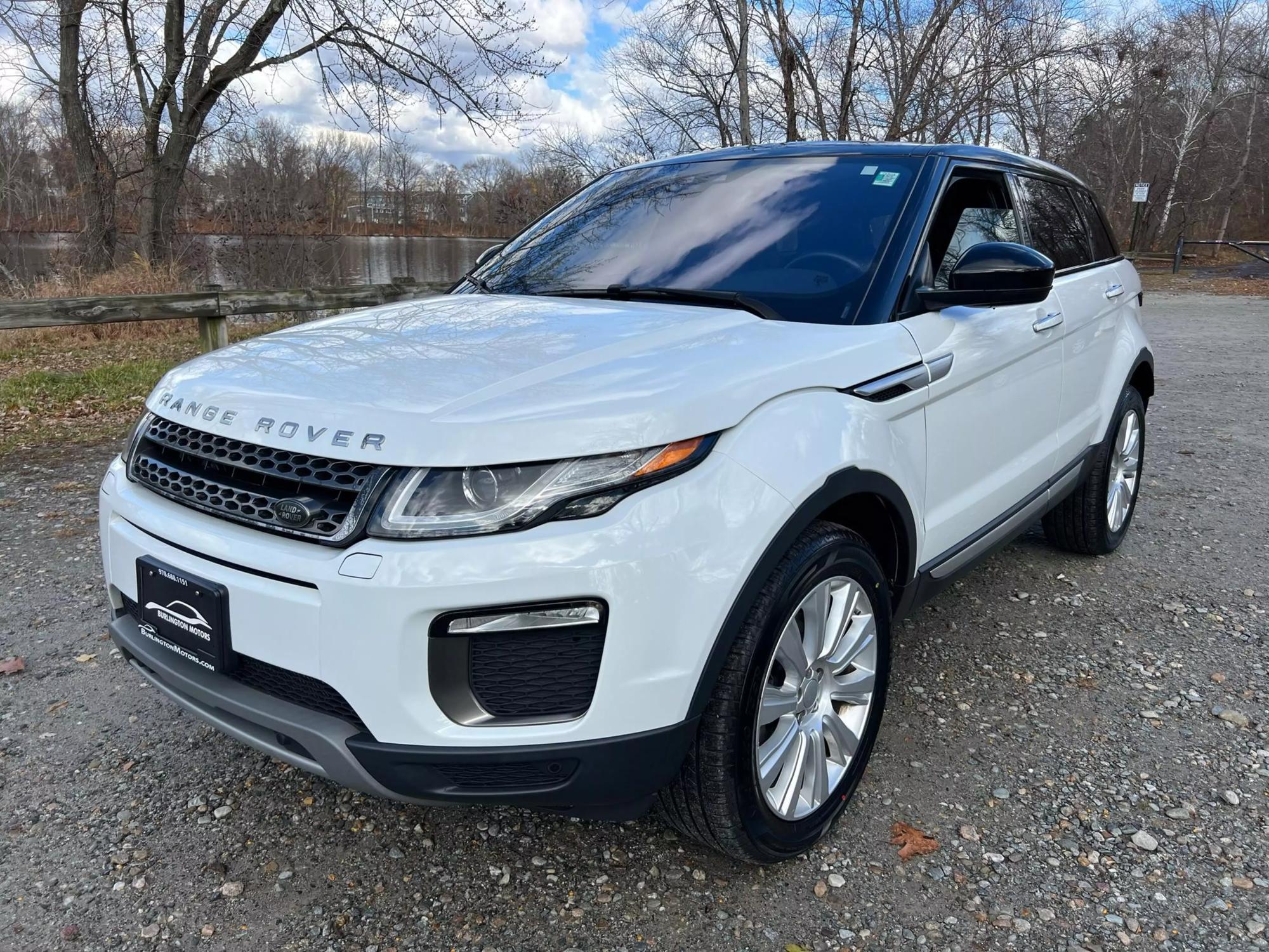 2017 Land Rover Range Rover Evoque HSE photo 19