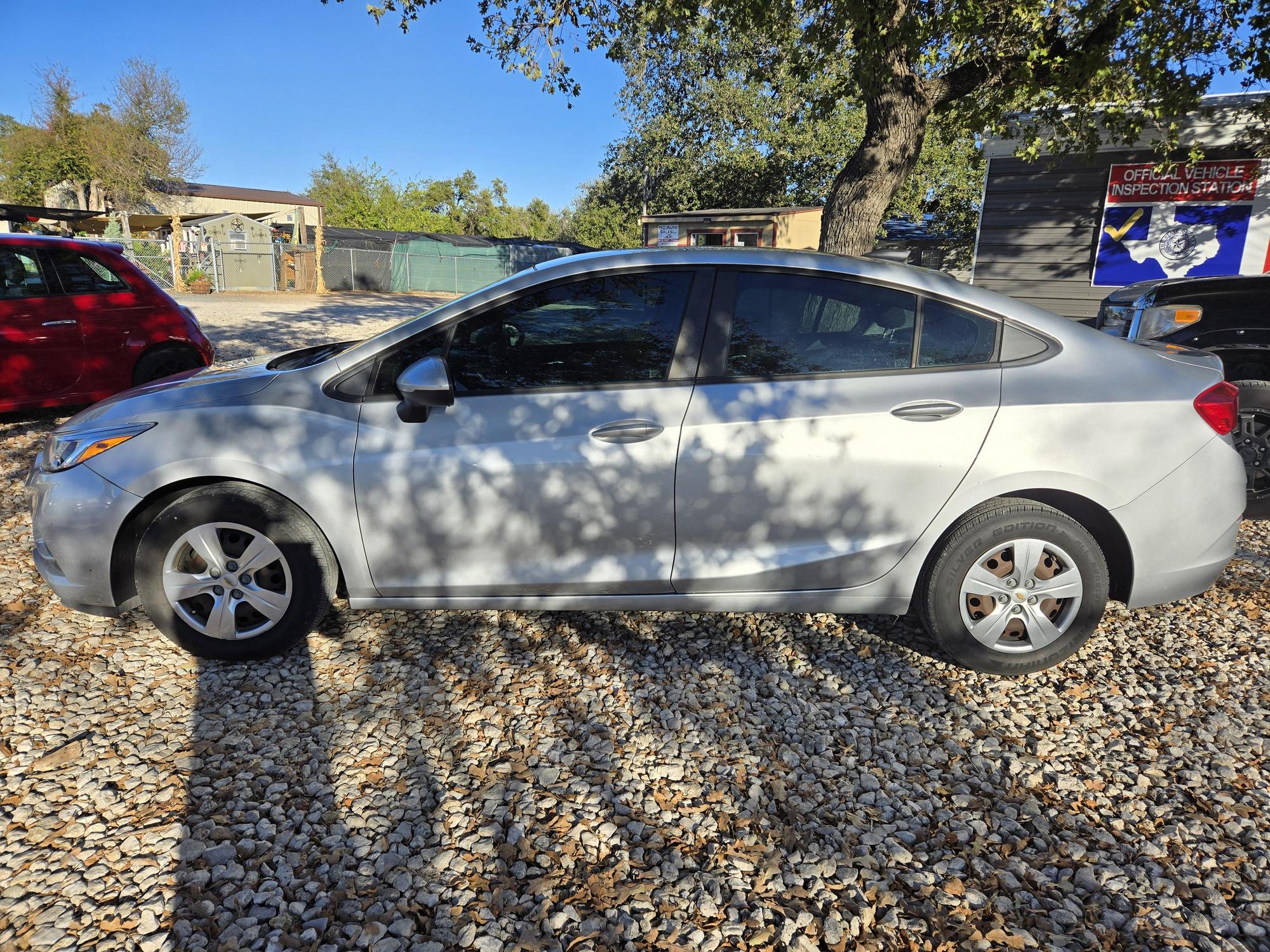 2017 Chevrolet Cruze LS photo 18