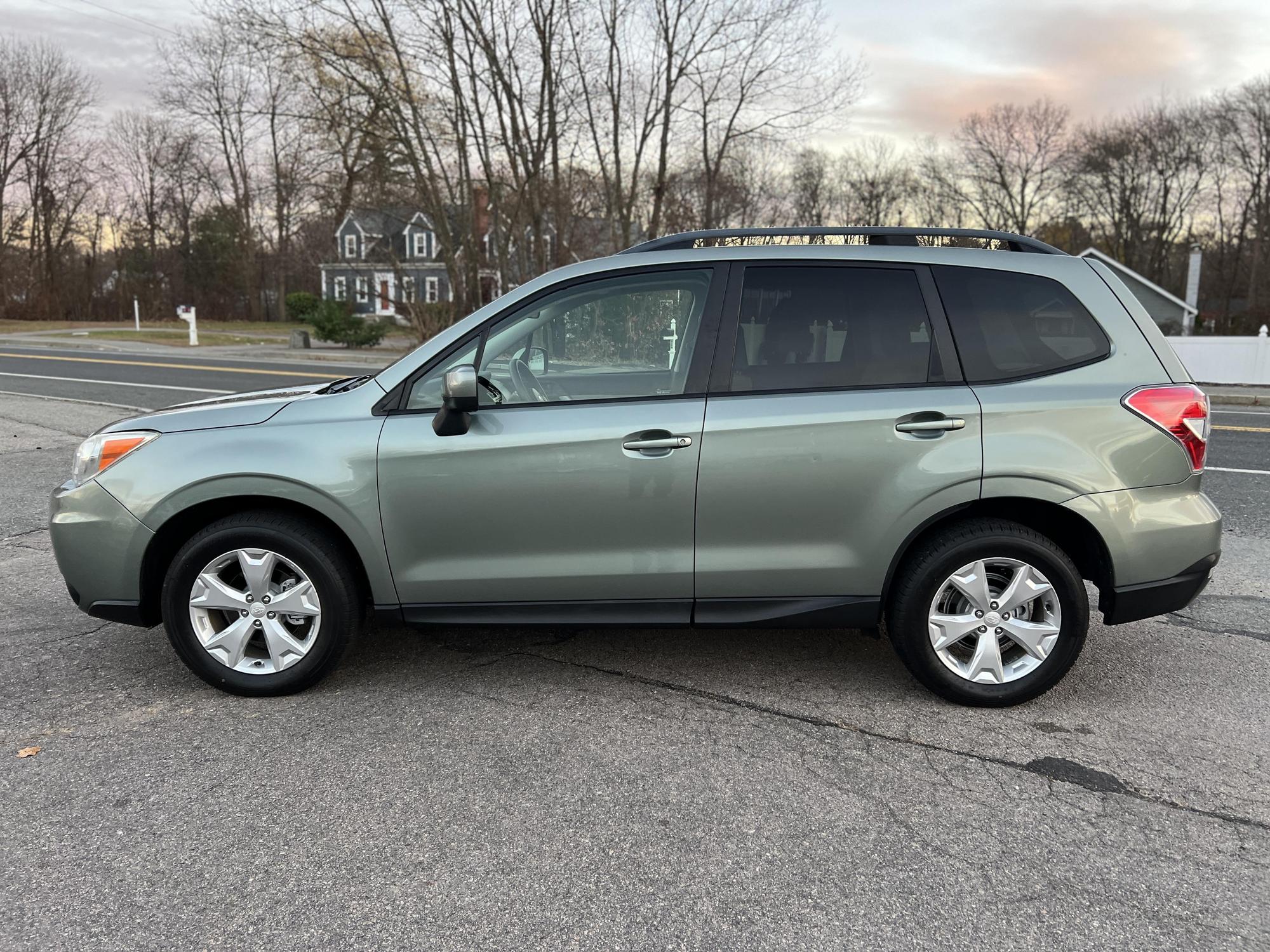 2014 Subaru Forester i Premium photo 38