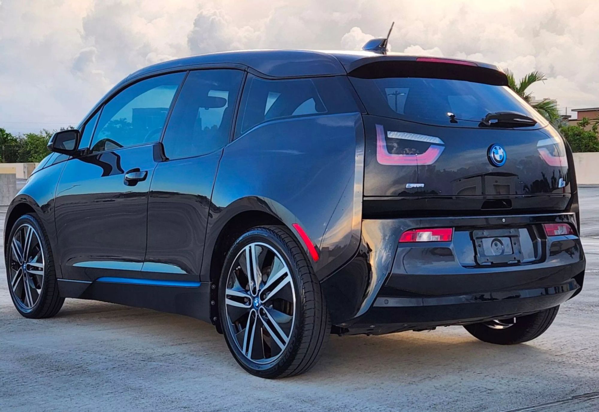 2015 BMW i3 null photo 21