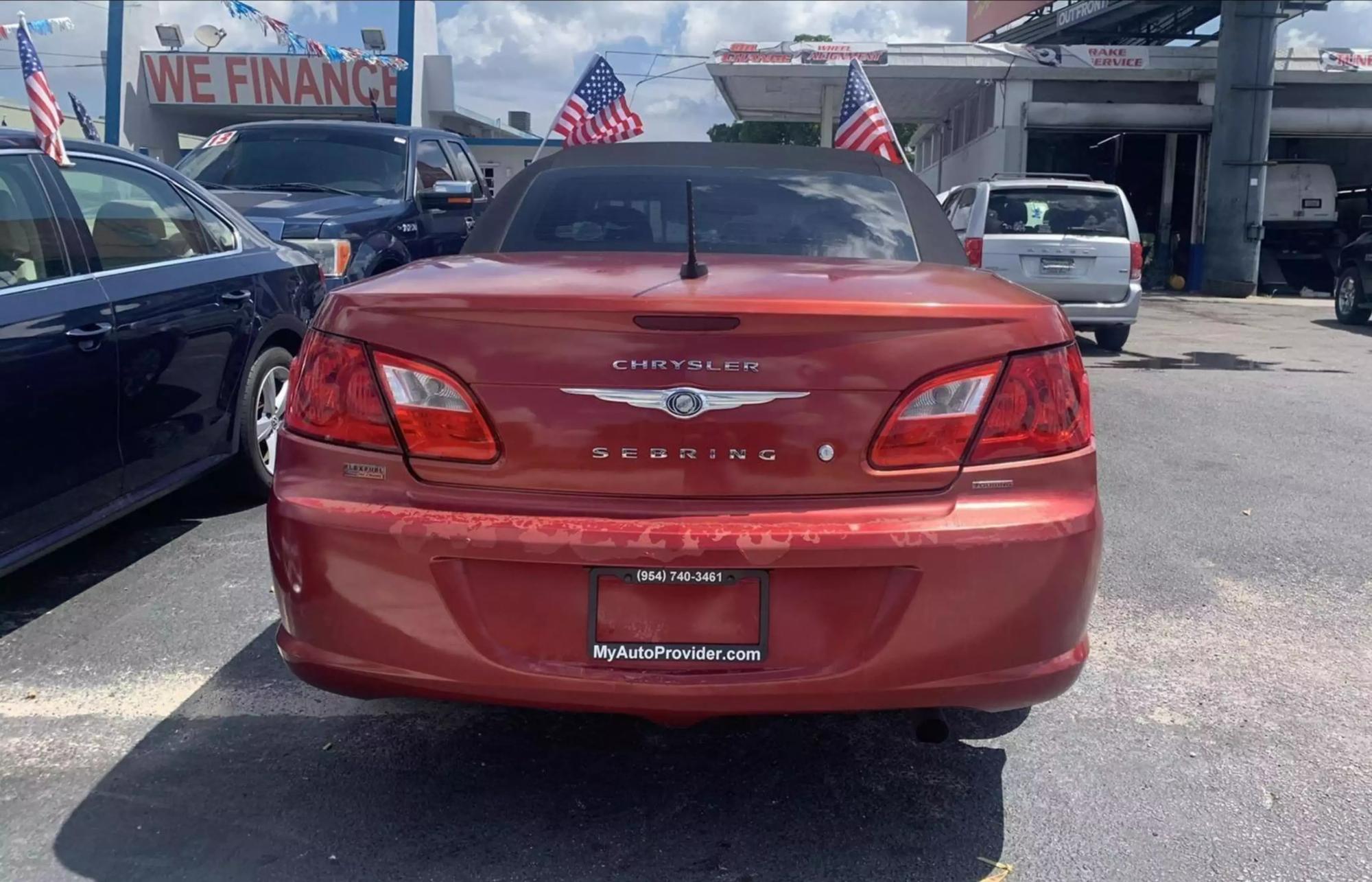 2010 Chrysler Sebring Touring photo 27