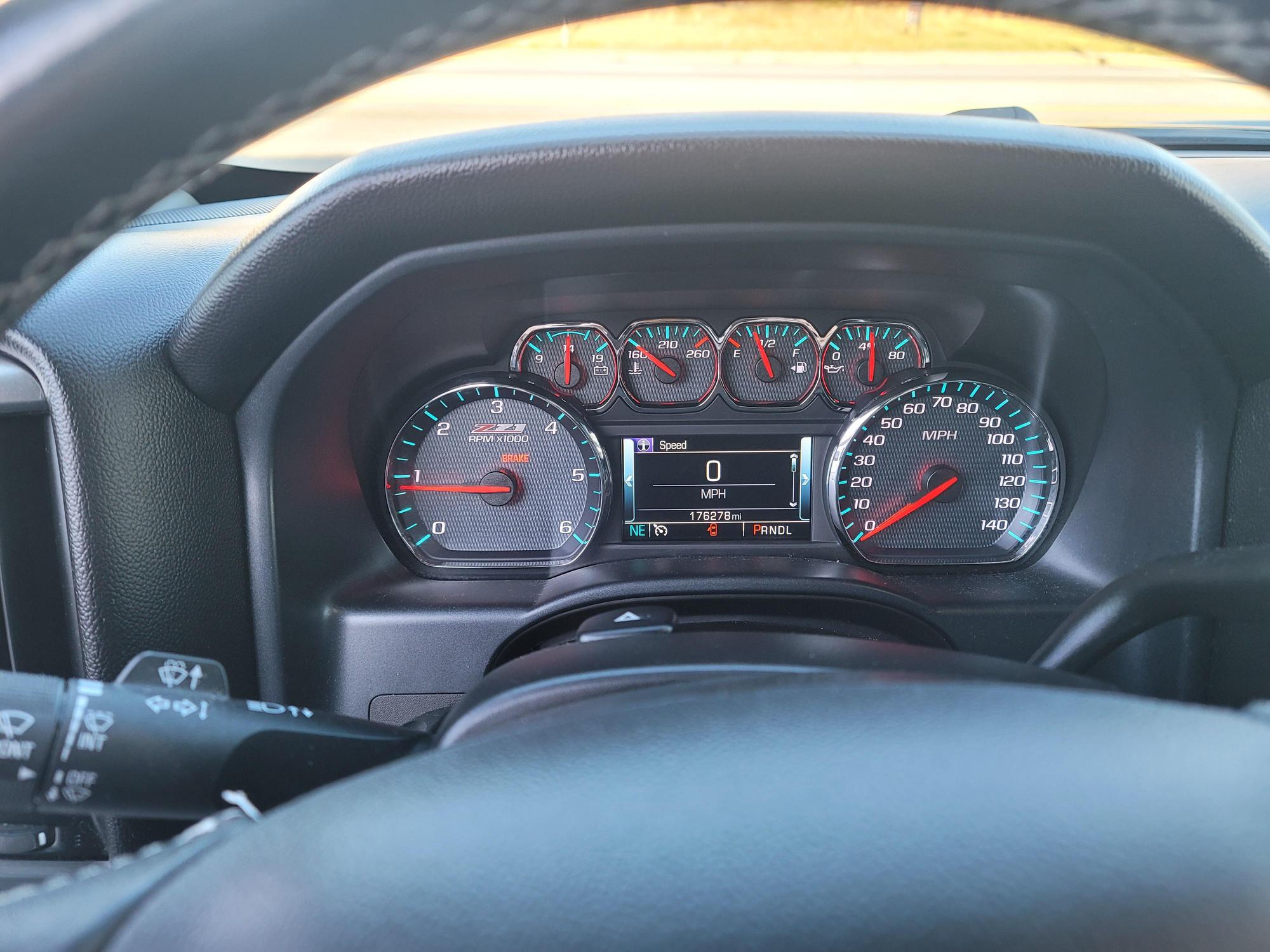 2018 Chevrolet Silverado 1500 LT photo 57