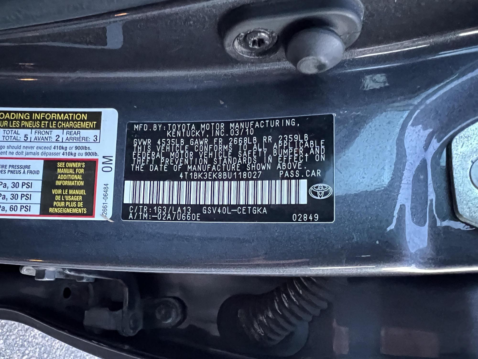 2011 Toyota Camry XLE photo 63