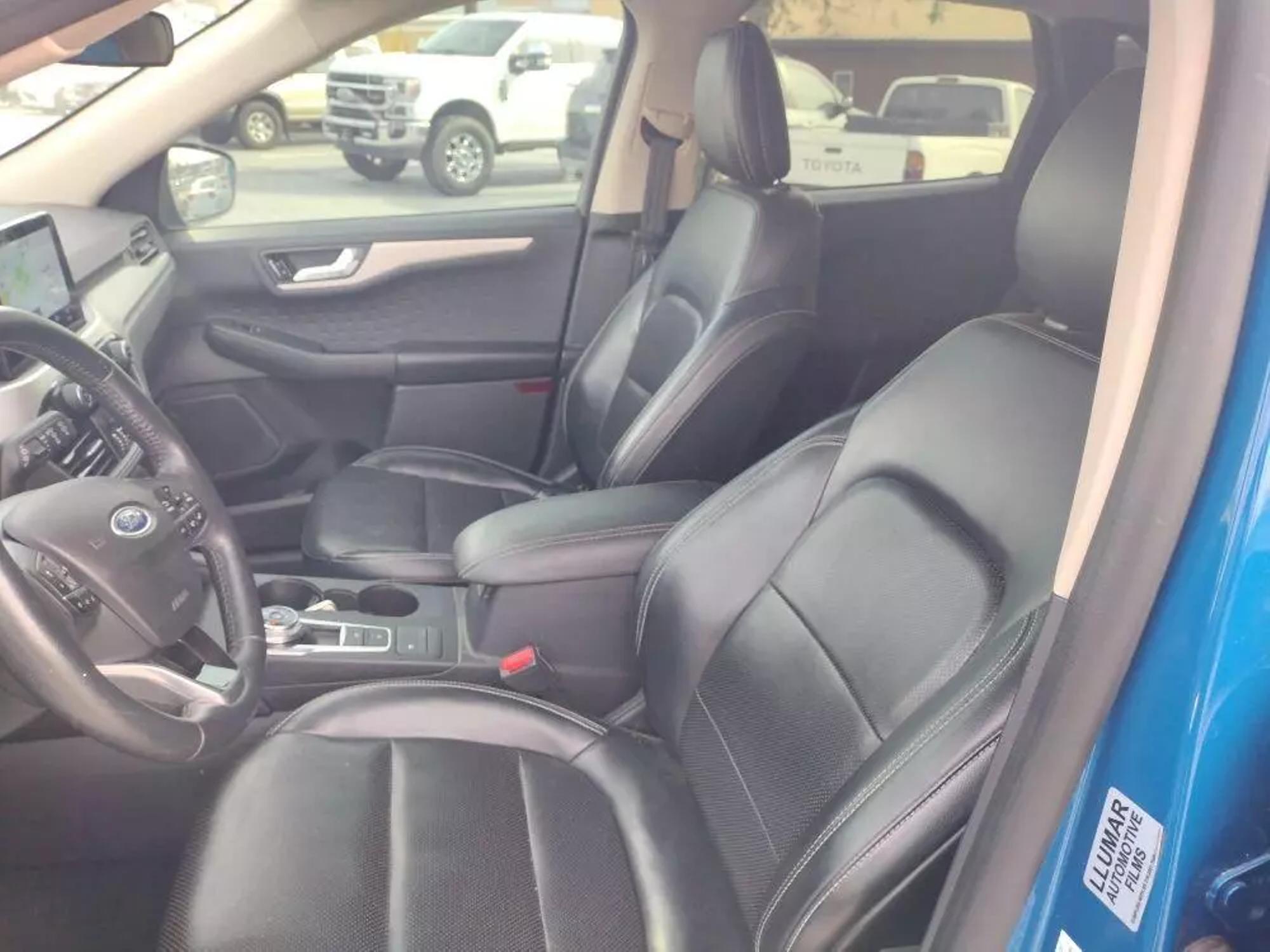 2020 Ford Escape SE photo 17