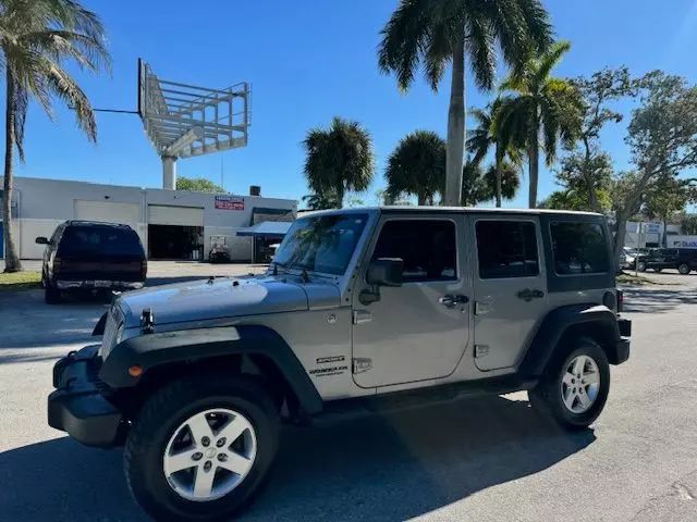 2015 Jeep Wrangler Unlimited Sport photo 36