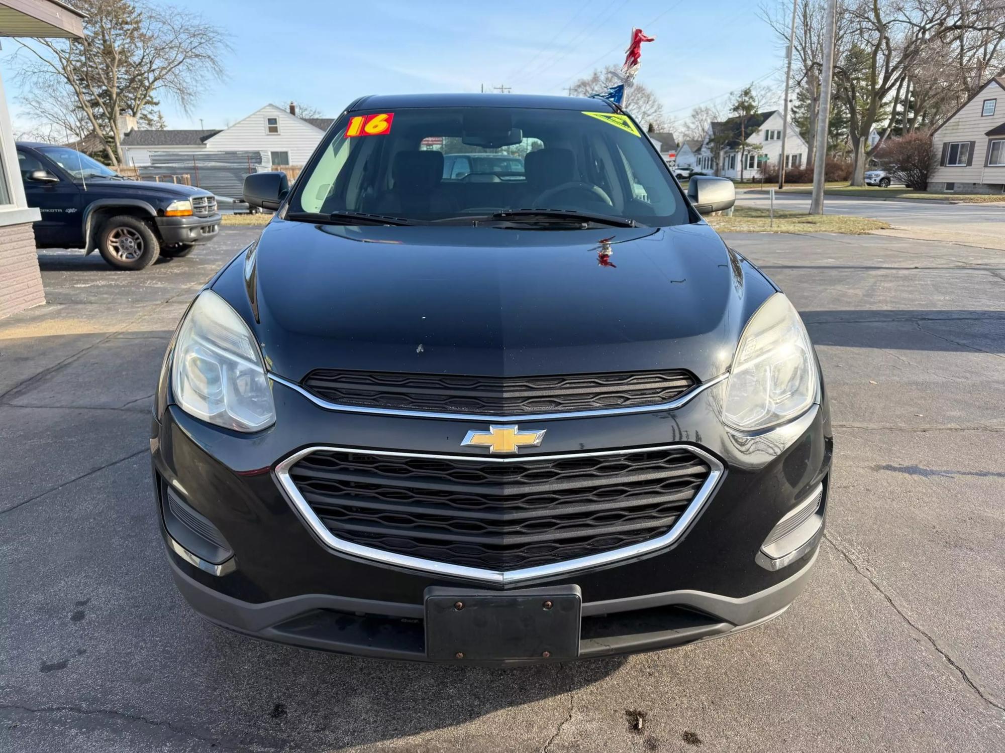 2016 Chevrolet Equinox LS photo 20