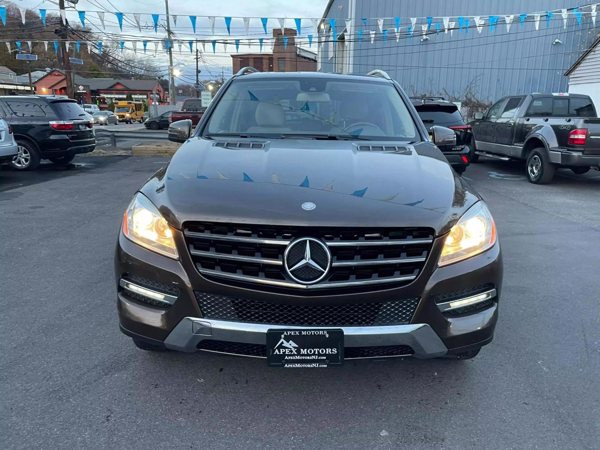 2012 Mercedes-Benz M-Class ML350 photo 69