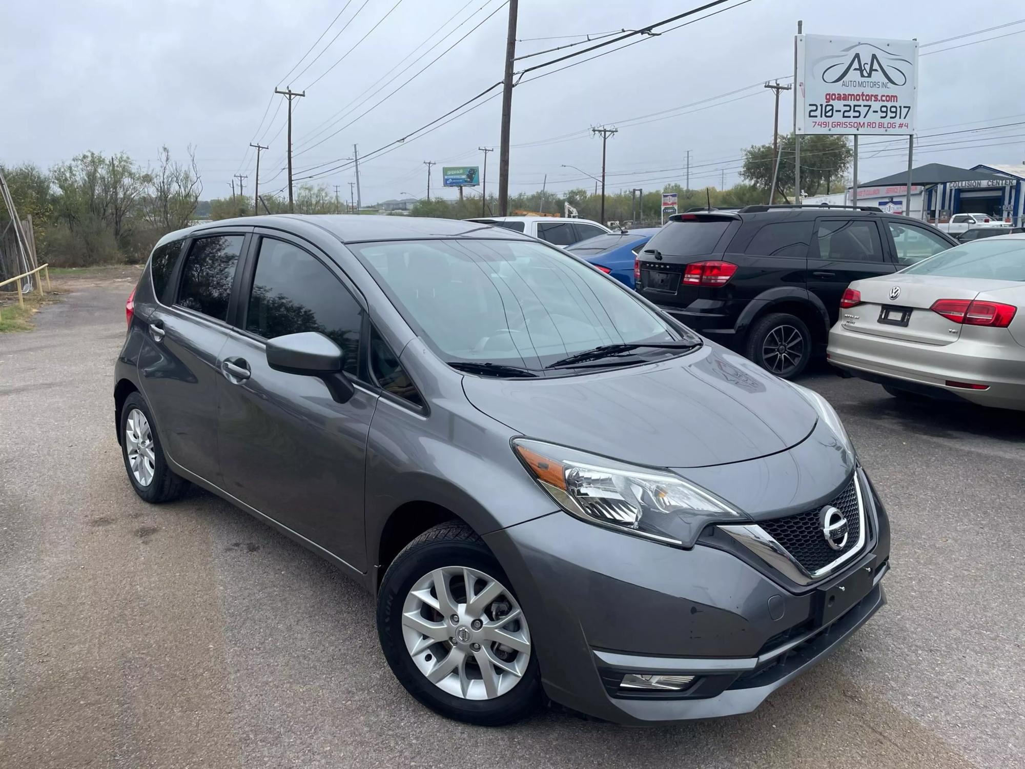 2018 Nissan Versa Note SV photo 18