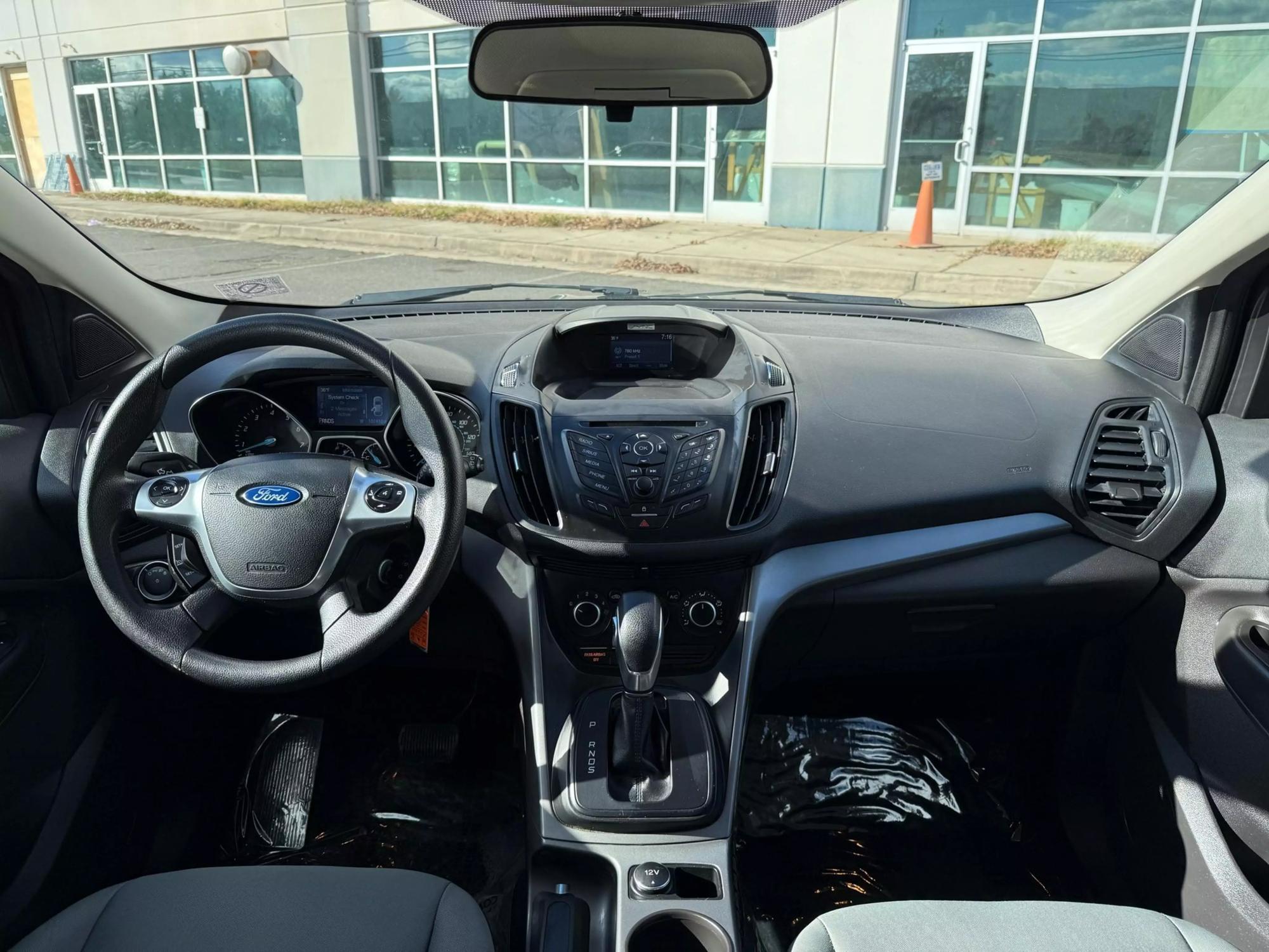 2015 Ford Escape SE photo 153