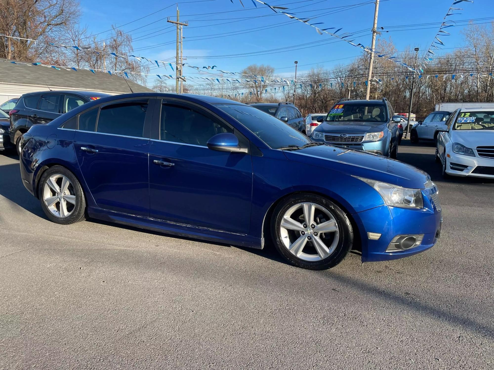 2012 Chevrolet Cruze 2LT photo 72