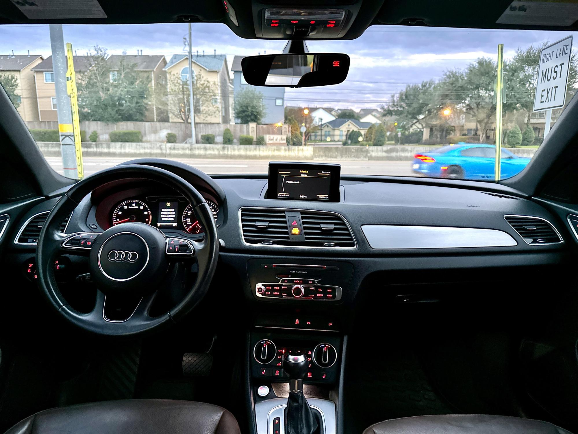 2018 Audi Q3 Premium photo 33