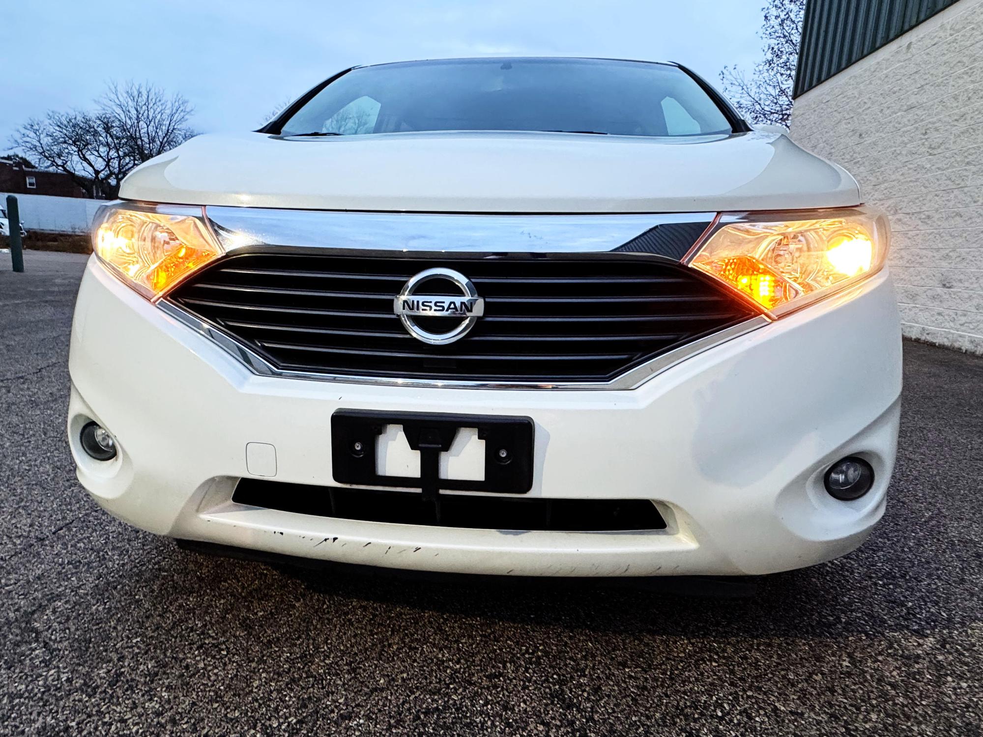 2015 Nissan Quest SV photo 53