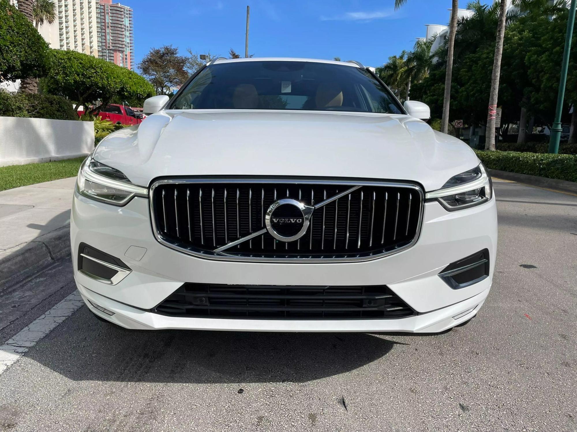 2021 Volvo XC60 Inscription photo 28