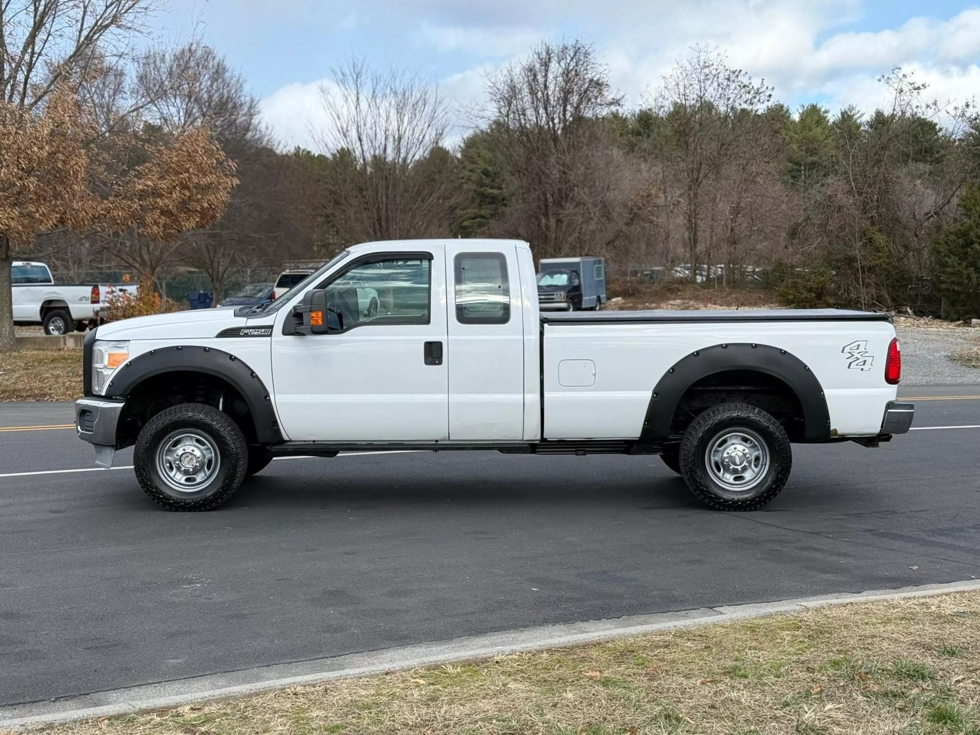 2011 Ford F-250 Super Duty XLT photo 109