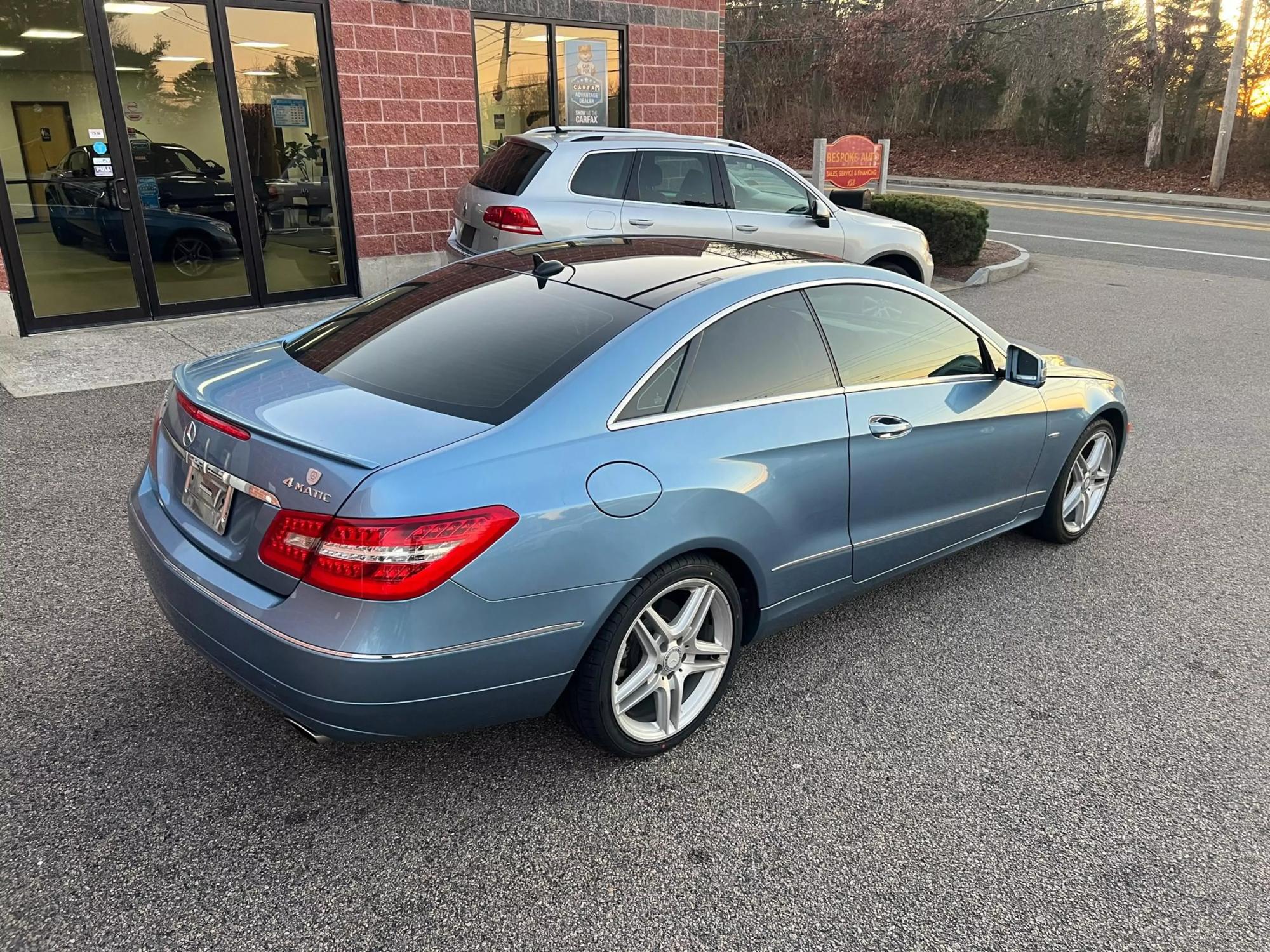 2012 Mercedes-Benz E-Class E350 photo 22