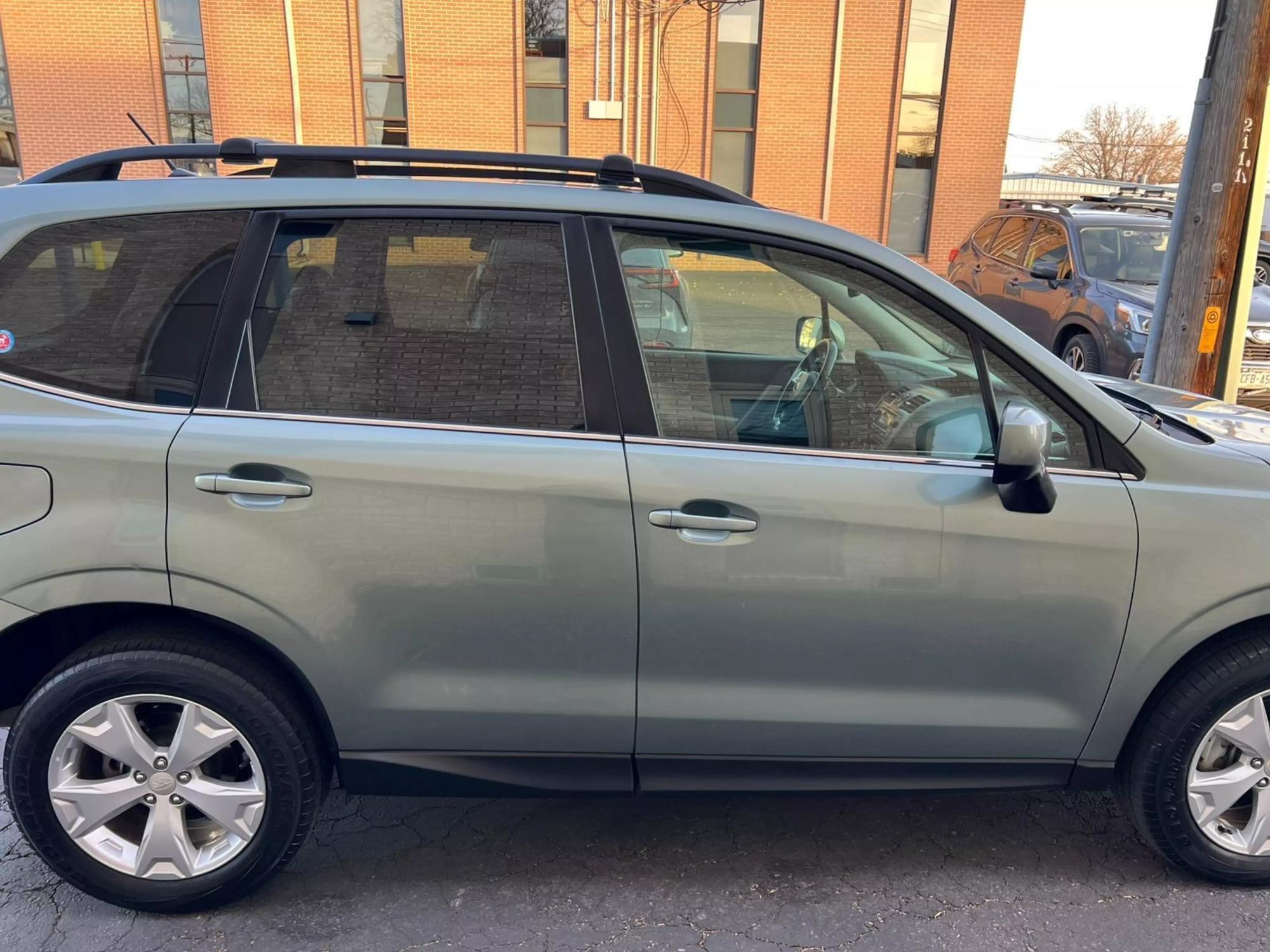 2014 Subaru Forester i Limited photo 31