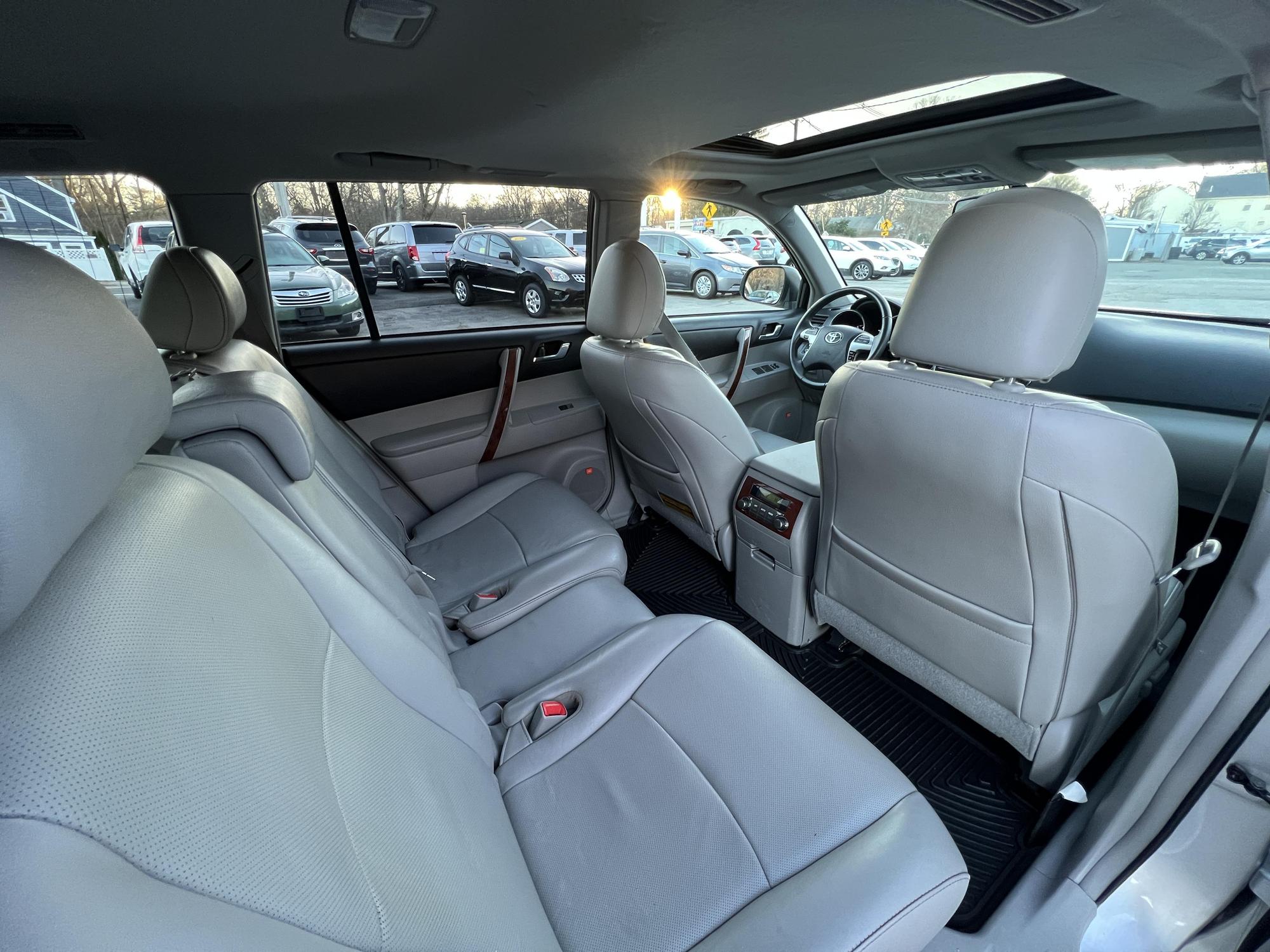 2013 Toyota Highlander Limited photo 80