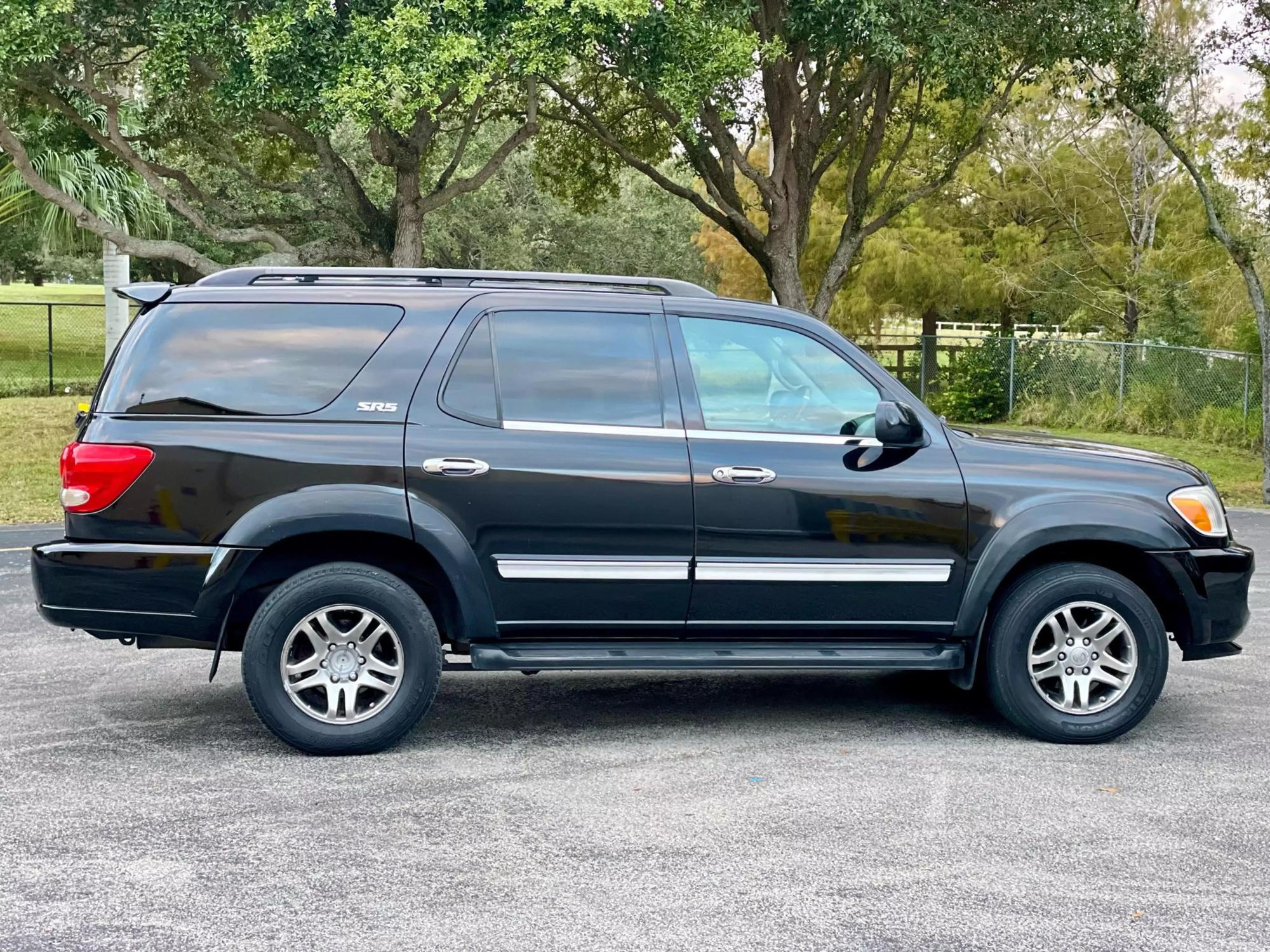 2007 Toyota Sequoia SR5 photo 39