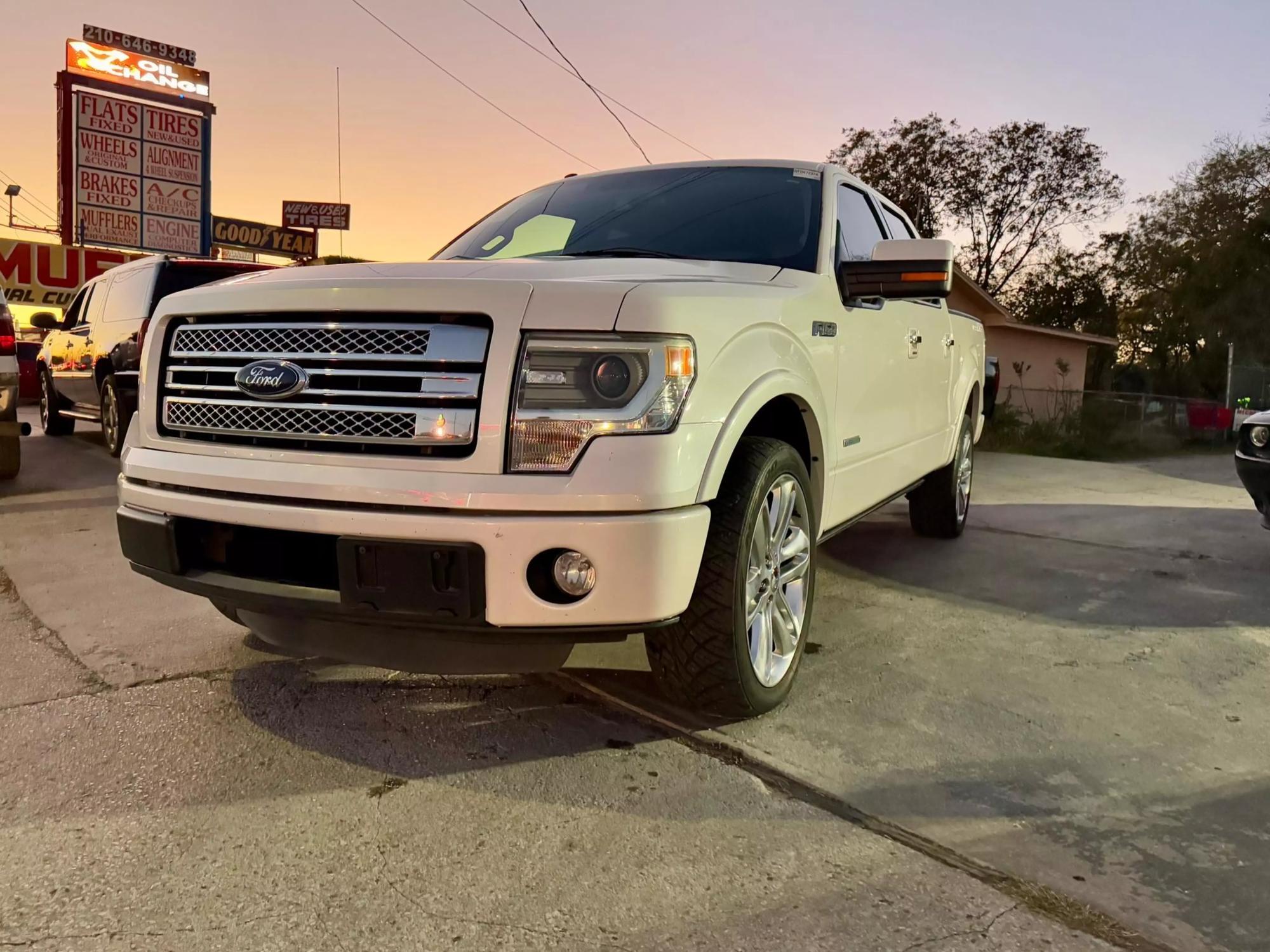 2013 Ford F-150 Limited photo 37