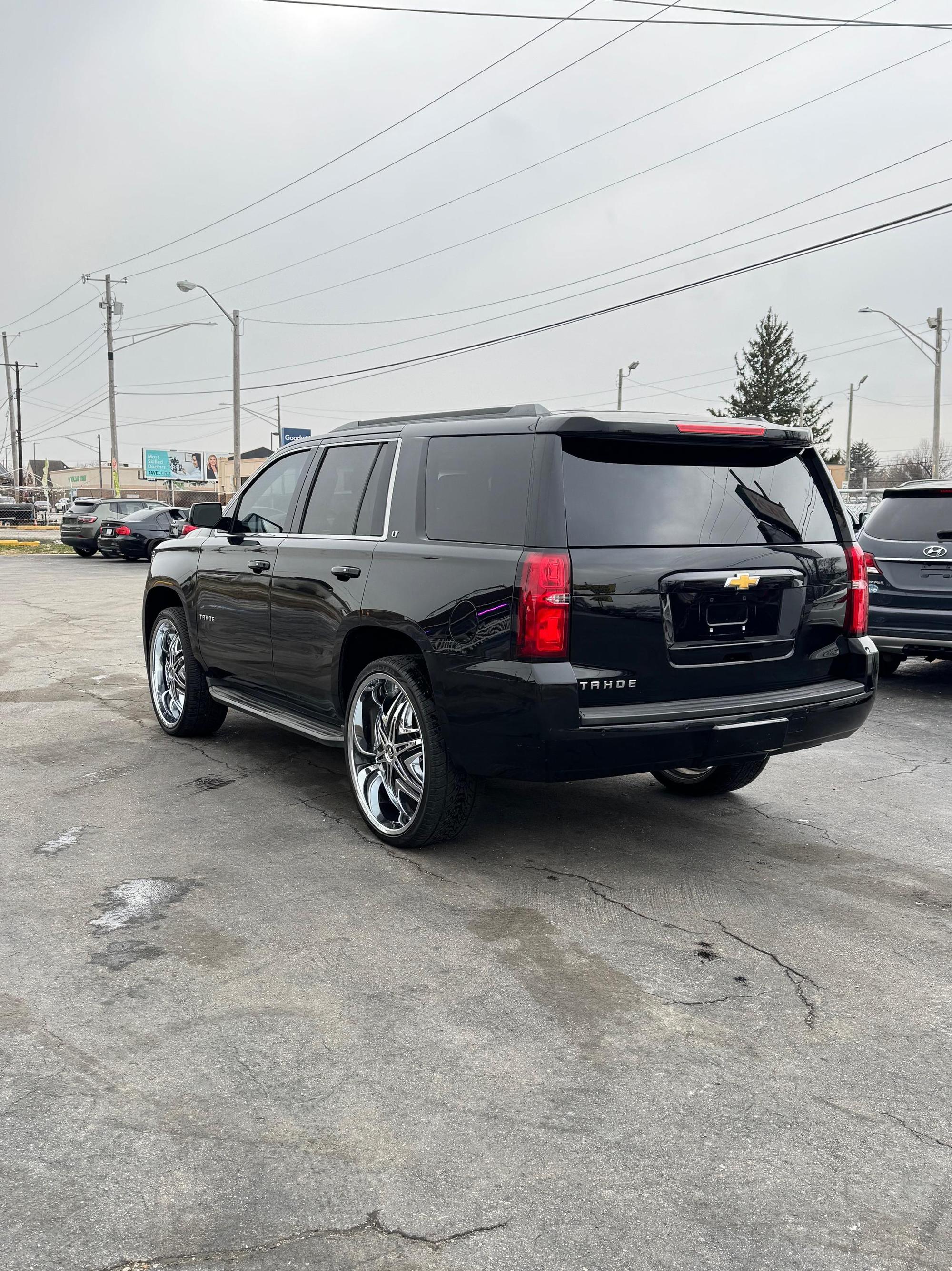 2015 Chevrolet Tahoe LT photo 26