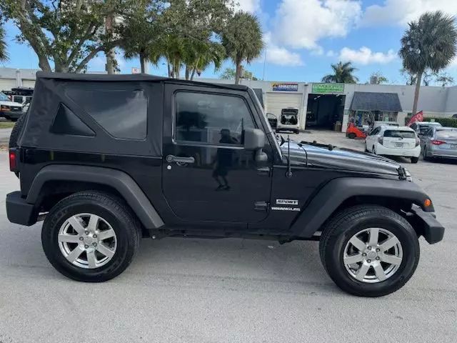 2011 Jeep Wrangler Sport photo 23