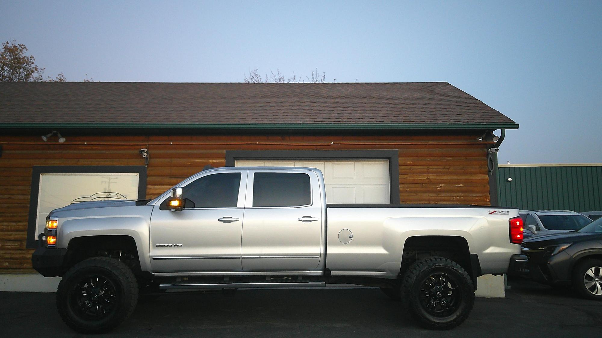 2017 Chevrolet Silverado 2500HD LTZ photo 33