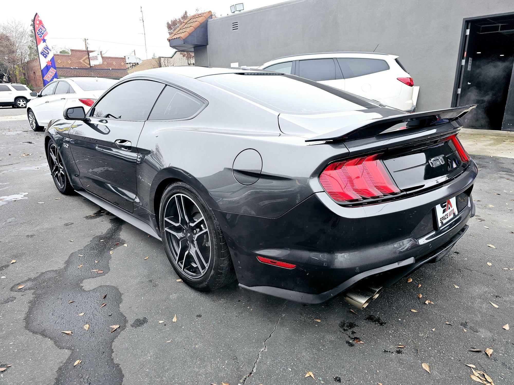 2020 Ford Mustang GT Premium photo 31