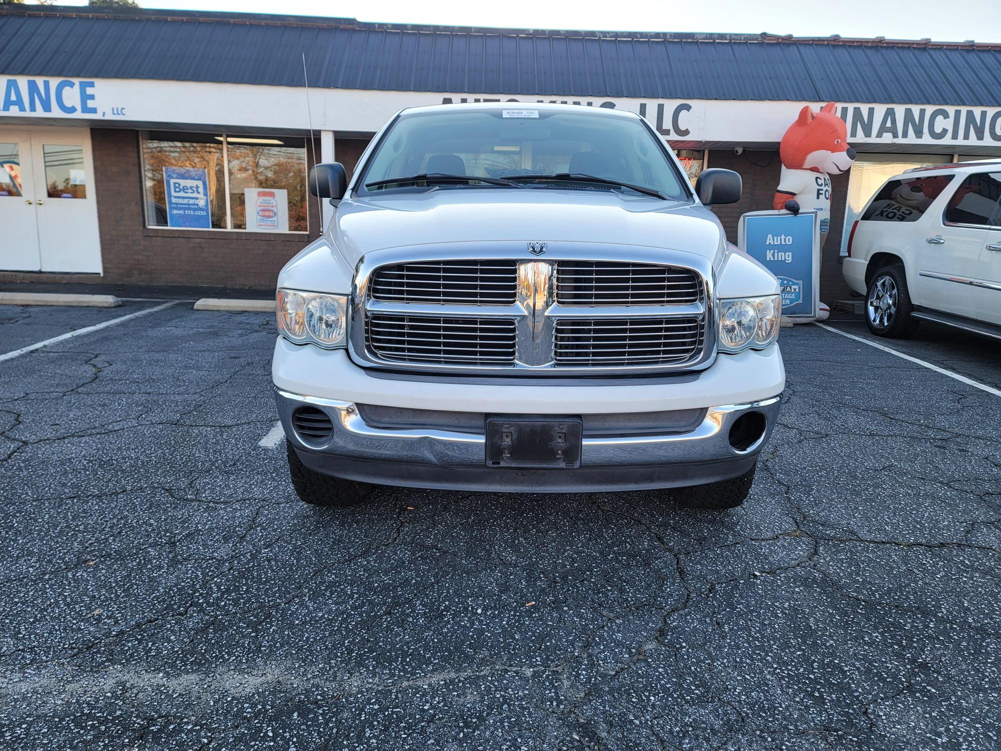 2004 Dodge Ram 1500 Pickup SLT photo 41