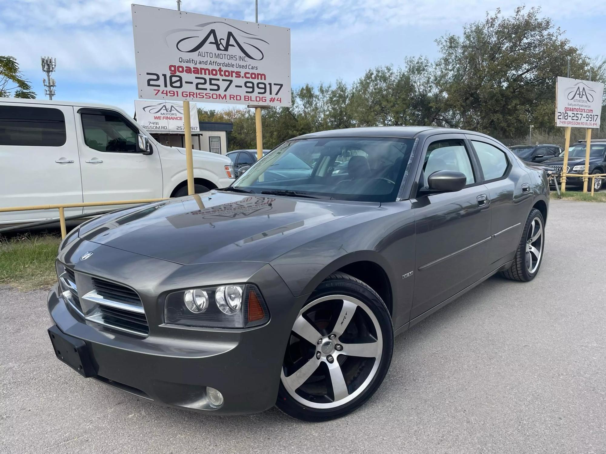 2009 Dodge Charger R/T photo 14