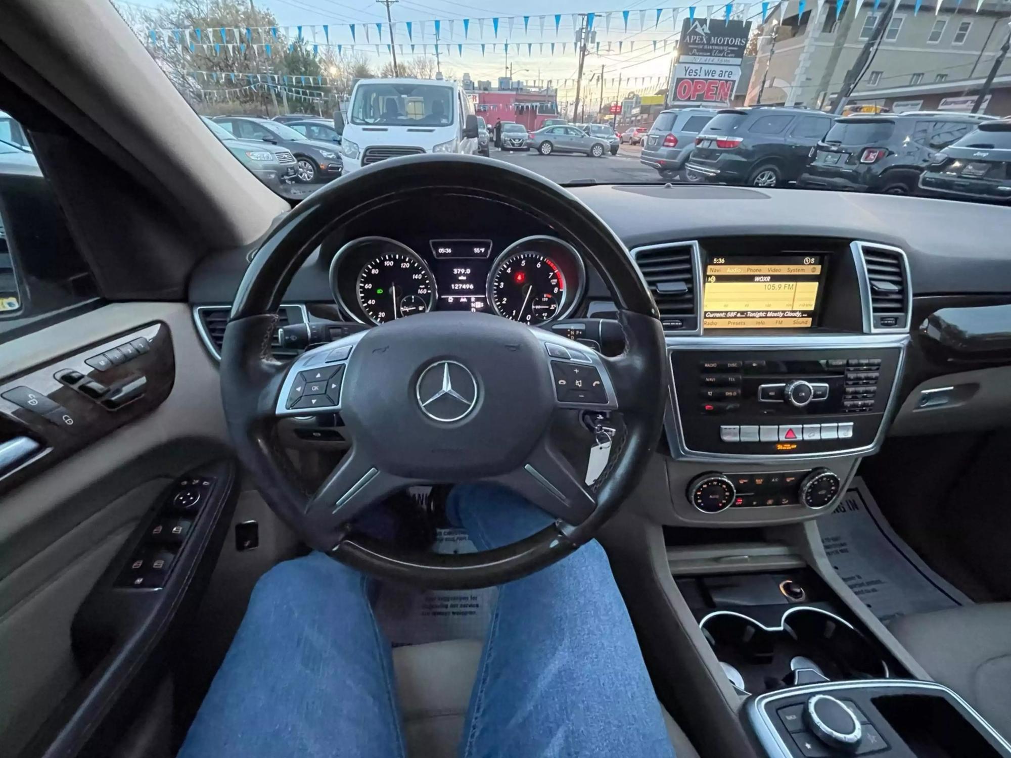 2012 Mercedes-Benz M-Class ML350 photo 105