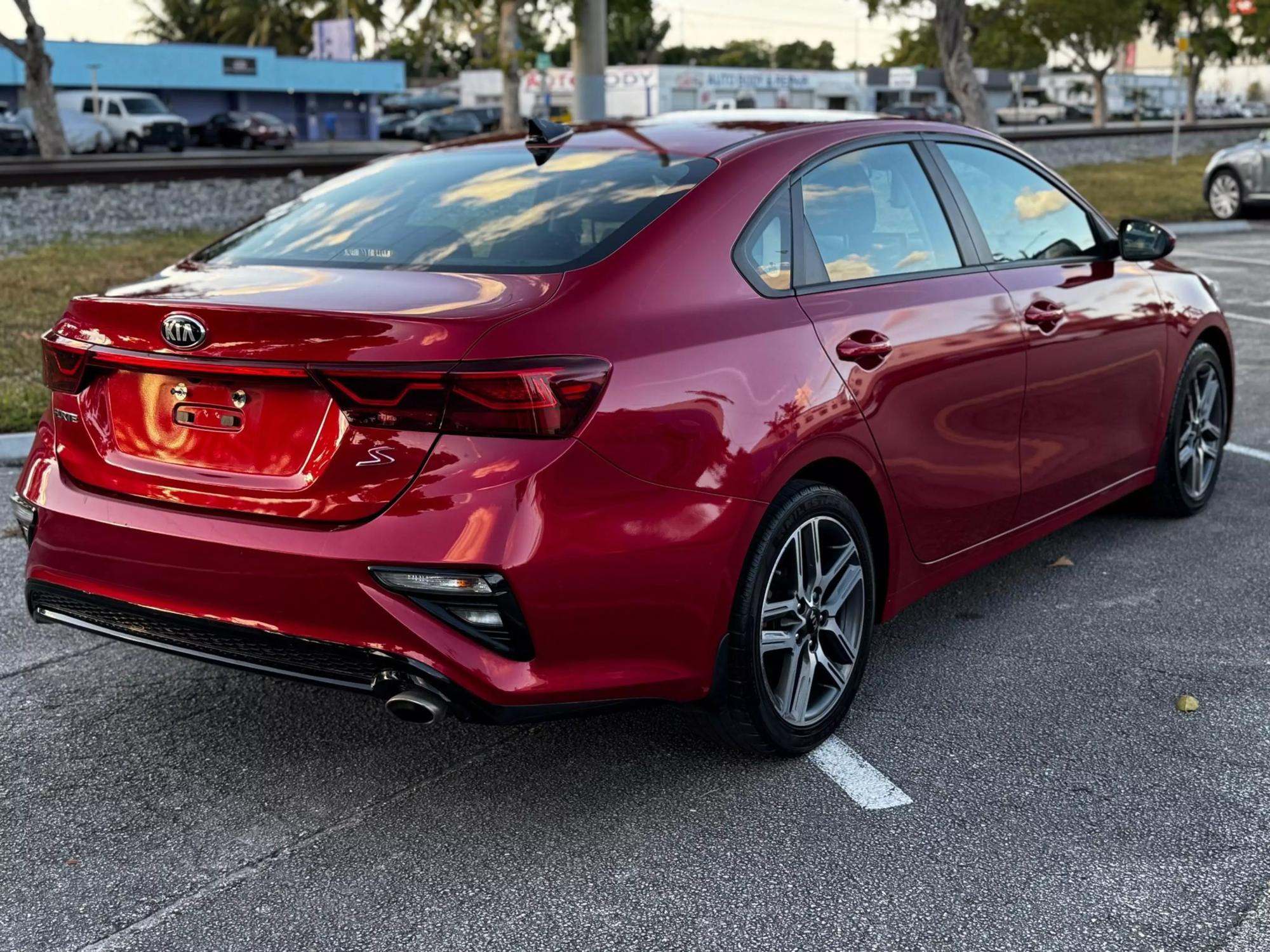 2019 Kia FORTE S photo 29