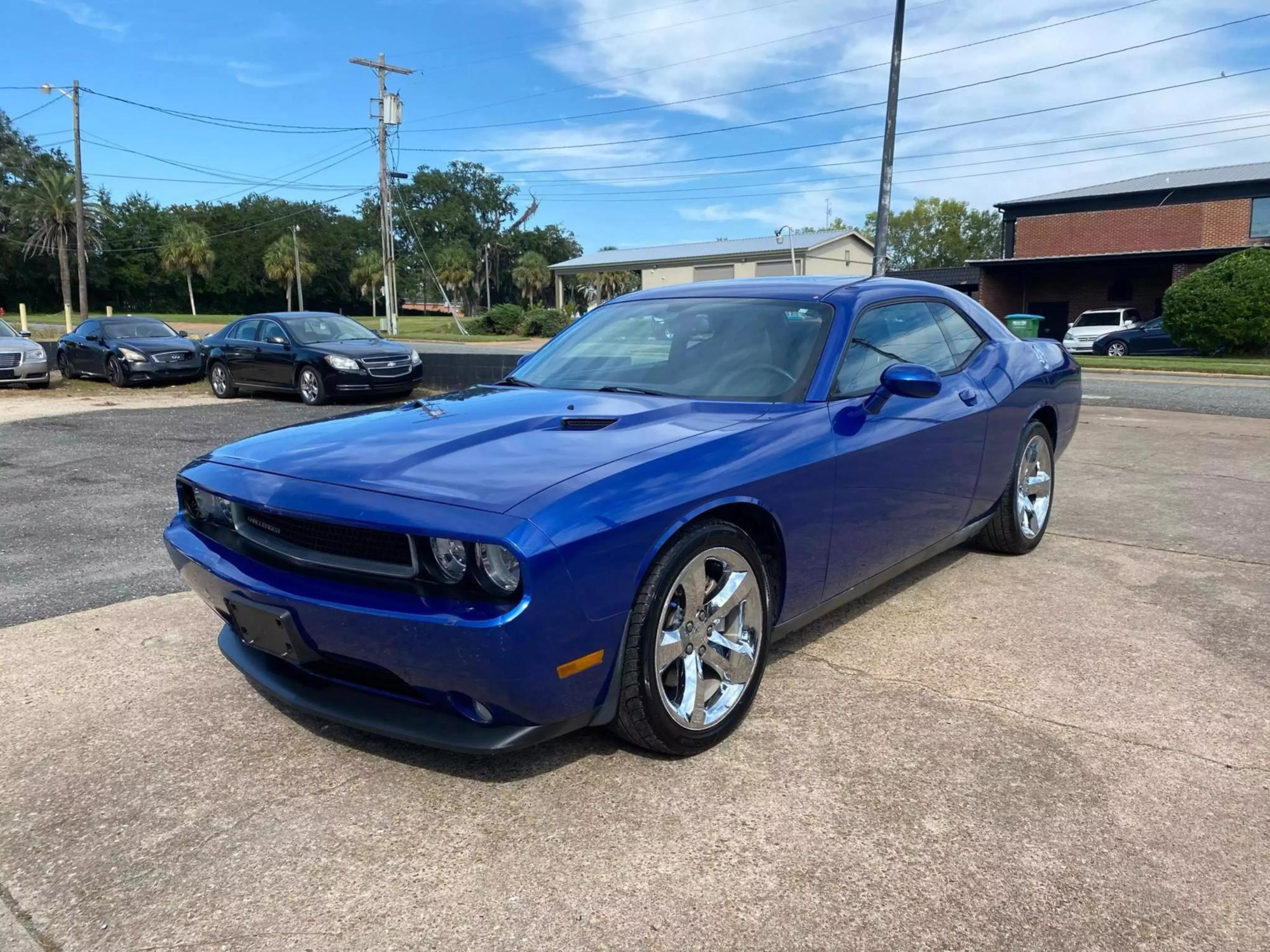 2012 Dodge Challenger SXT photo 11